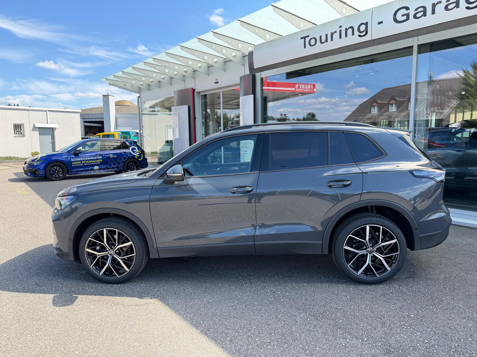 VW Tiguan 2.0 TSI DSG United 4Motion-image-1