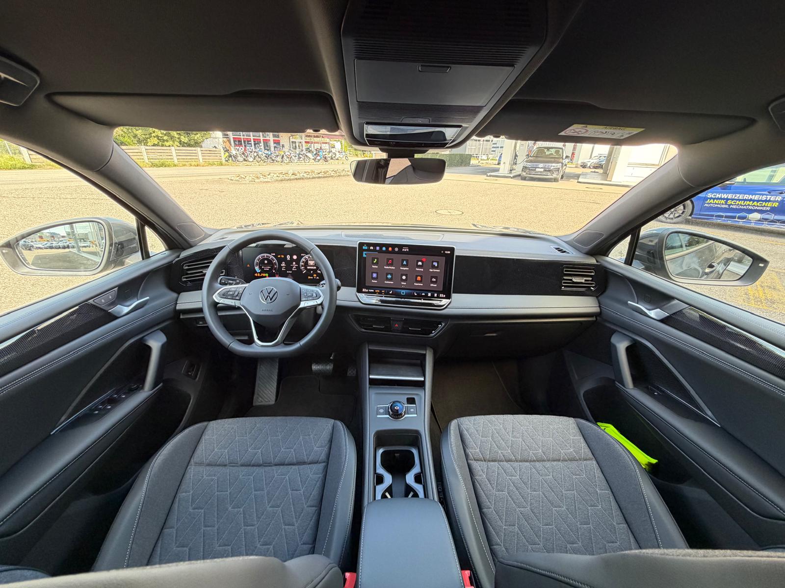VW Tiguan 2.0 TSI DSG United 4Motion-image-22