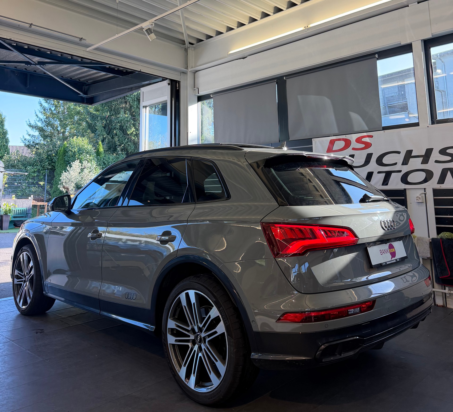 AUDI SQ5 3.0 V6 TFSI quattro T-Tronic-image-4