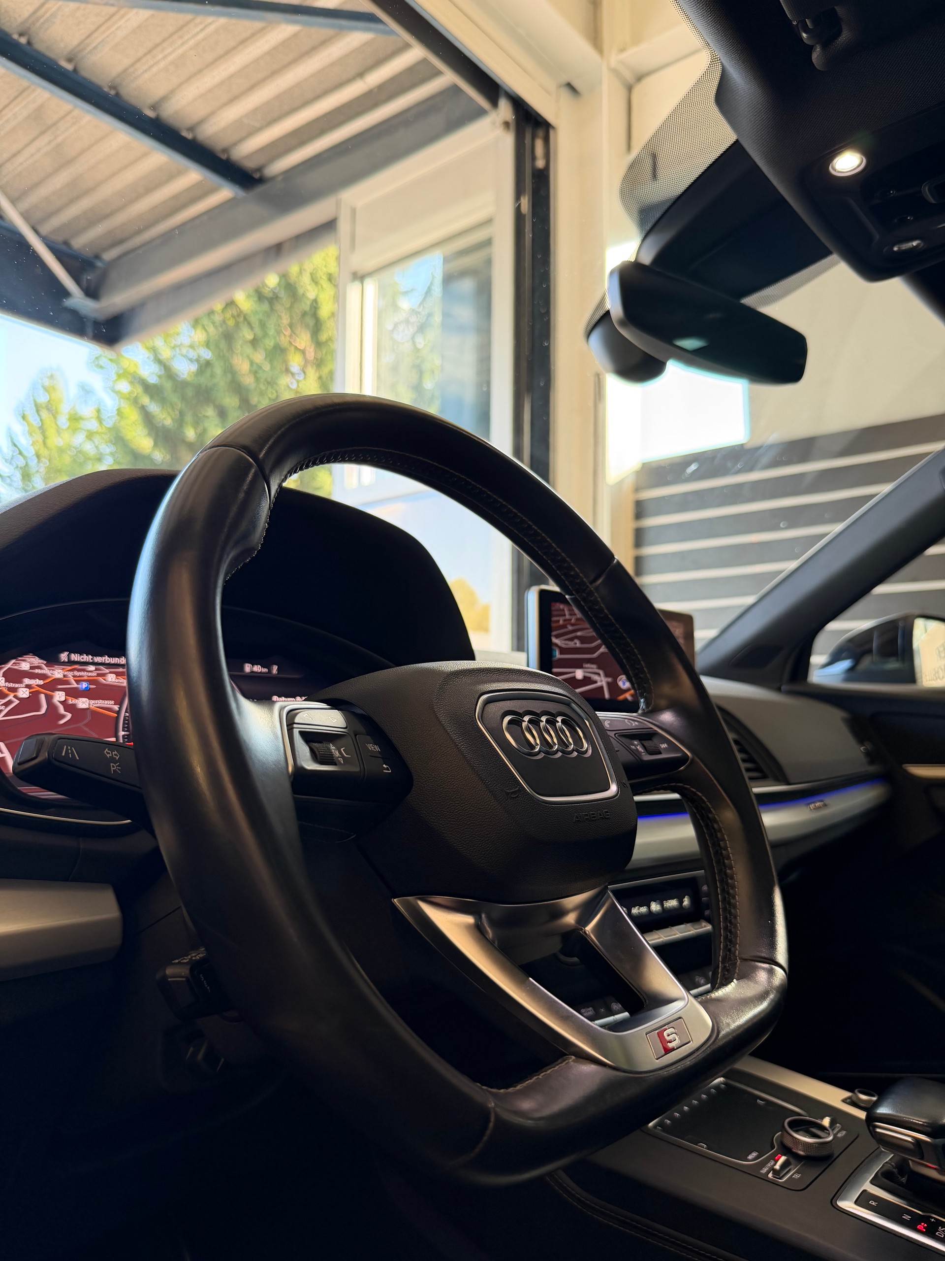 AUDI SQ5 3.0 V6 TFSI quattro T-Tronic-image-12