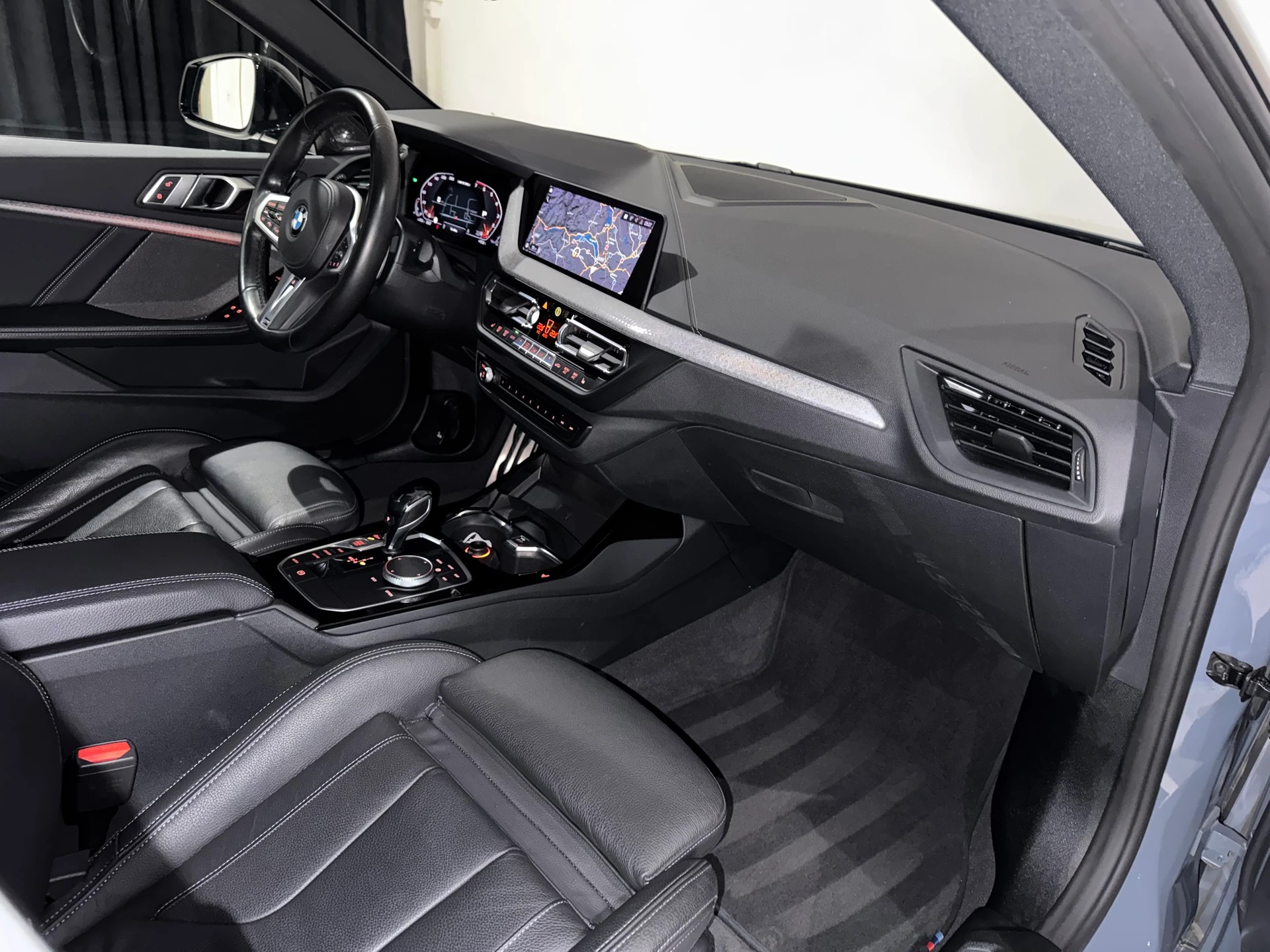 BMW M235i Gran Coupé xDrive Steptronic-image-16