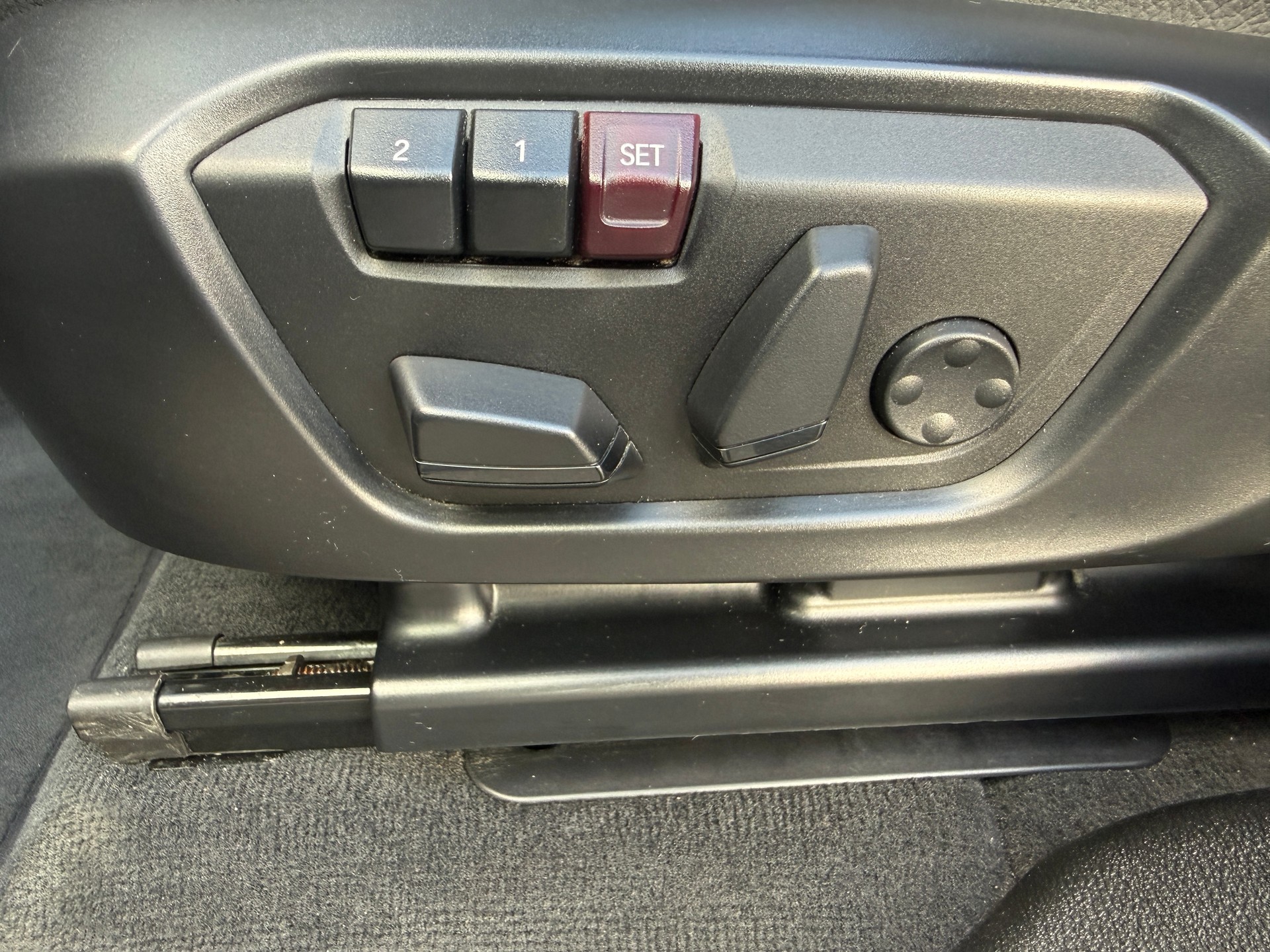 BMW X3 xDrive 20d 4x4 xLine mit meeega Ausstattung Automat-Steptronic-image-11