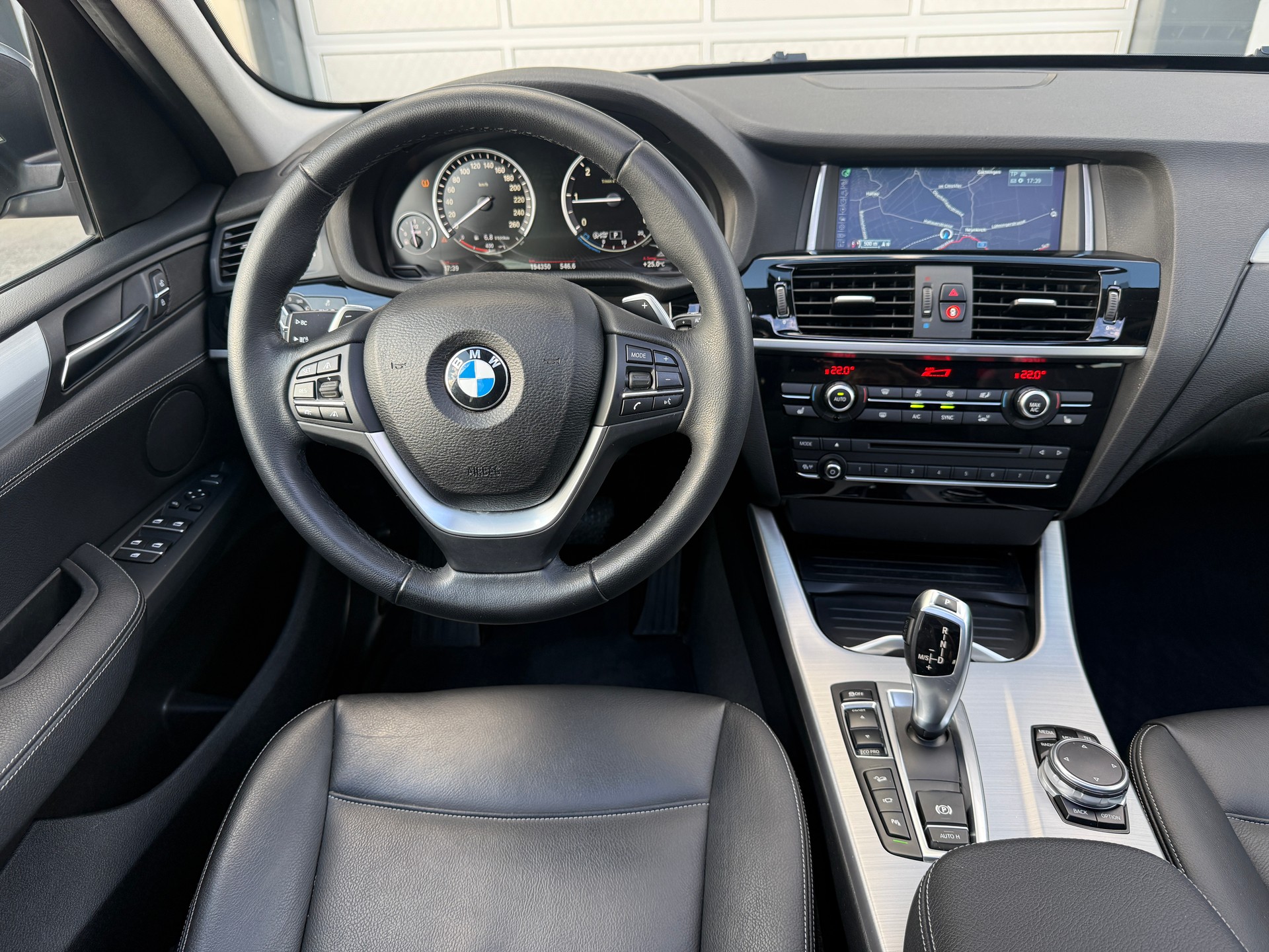 BMW X3 xDrive 20d 4x4 xLine mit meeega Ausstattung Automat-Steptronic-image-5