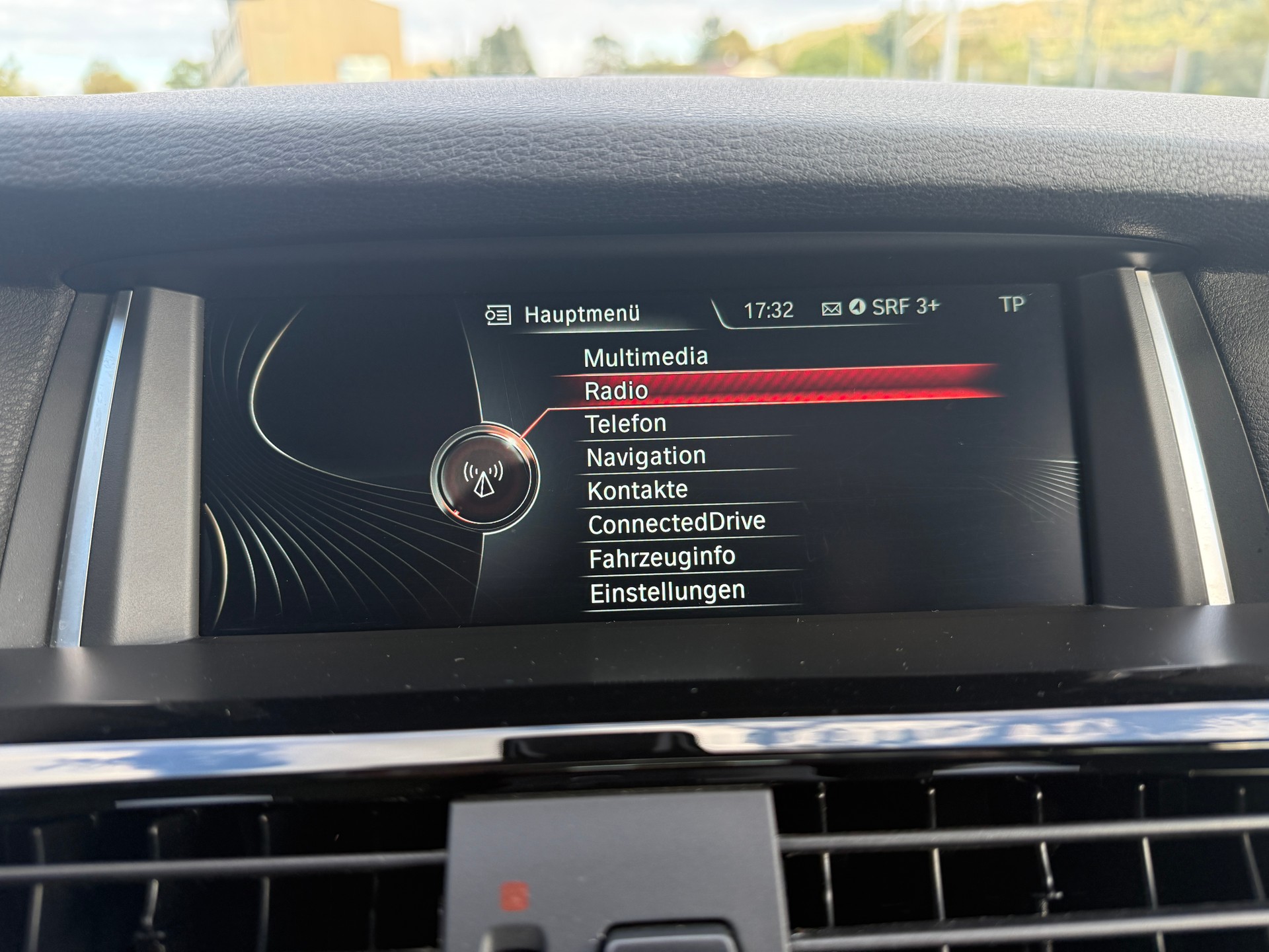 BMW X3 xDrive 20d 4x4 xLine mit meeega Ausstattung Automat-Steptronic-image-13