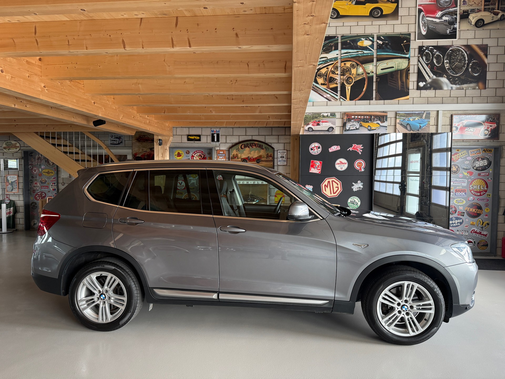 BMW X3 xDrive 20d 4x4 xLine mit meeega Ausstattung Automat-Steptronic-image-4