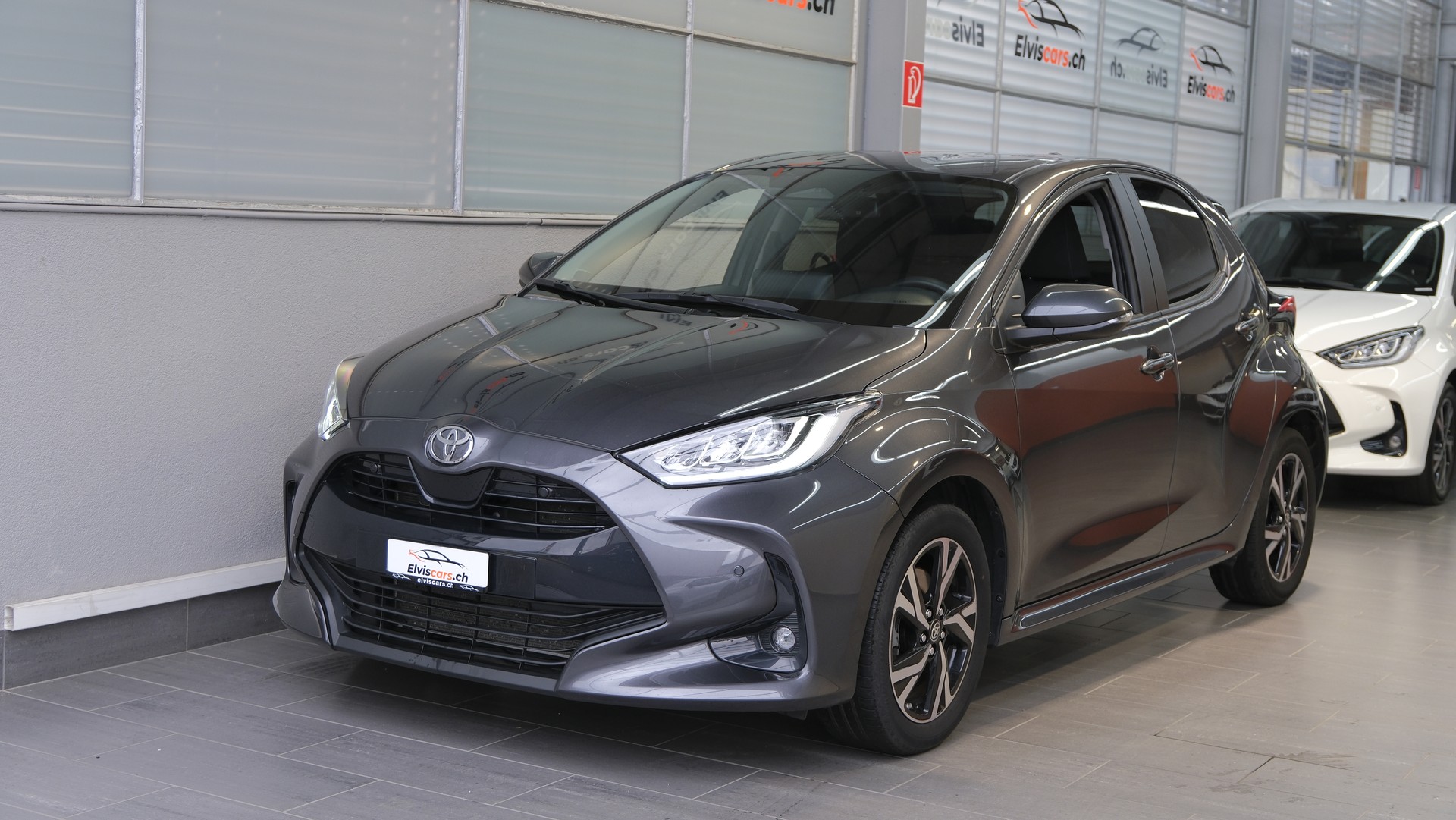 TOYOTA Yaris 1.5 Trend e-CVT-image-7