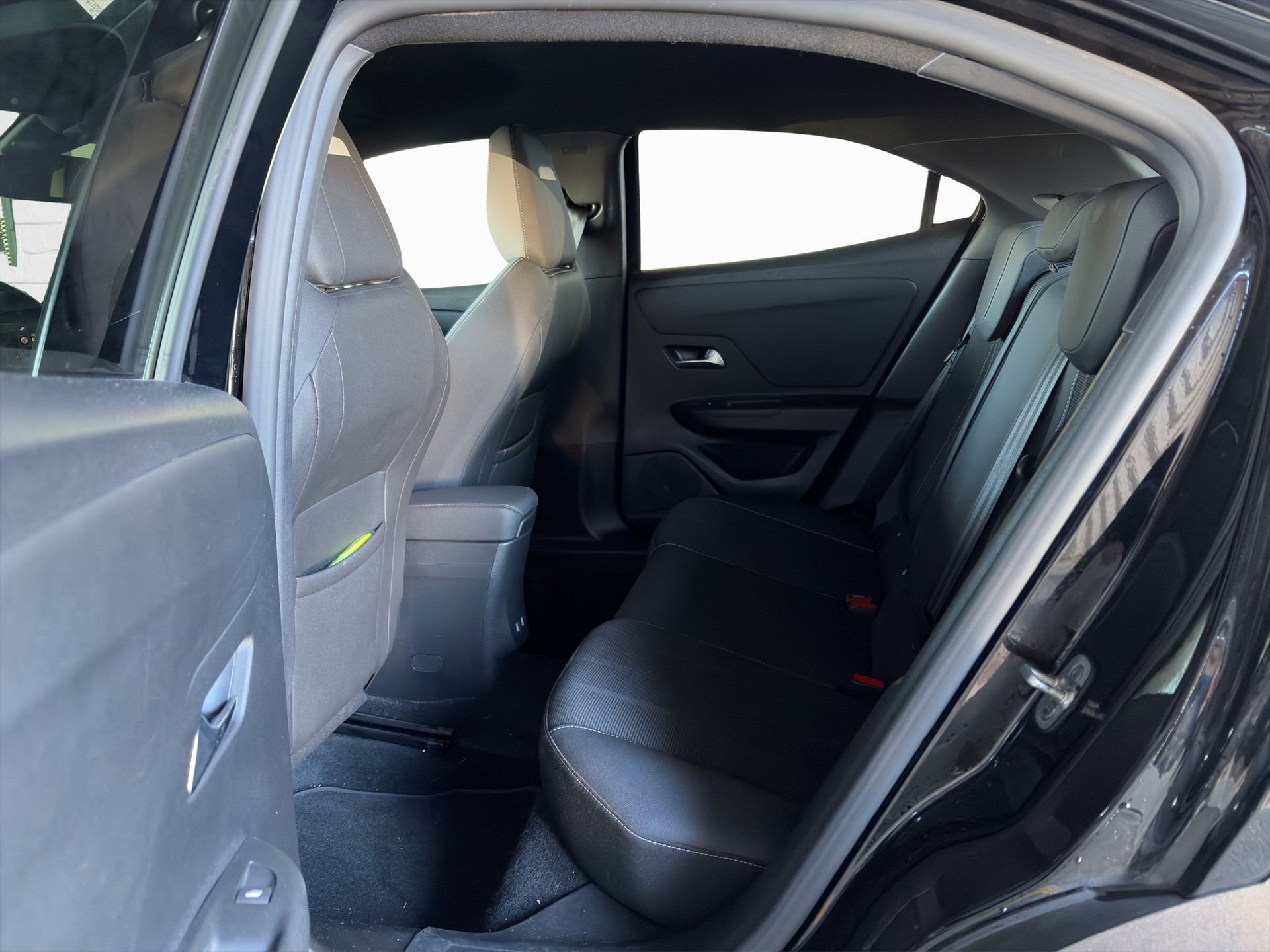 OPEL Mokka 1.2 Direct Injection Turbo Blitz Aut.-image-7