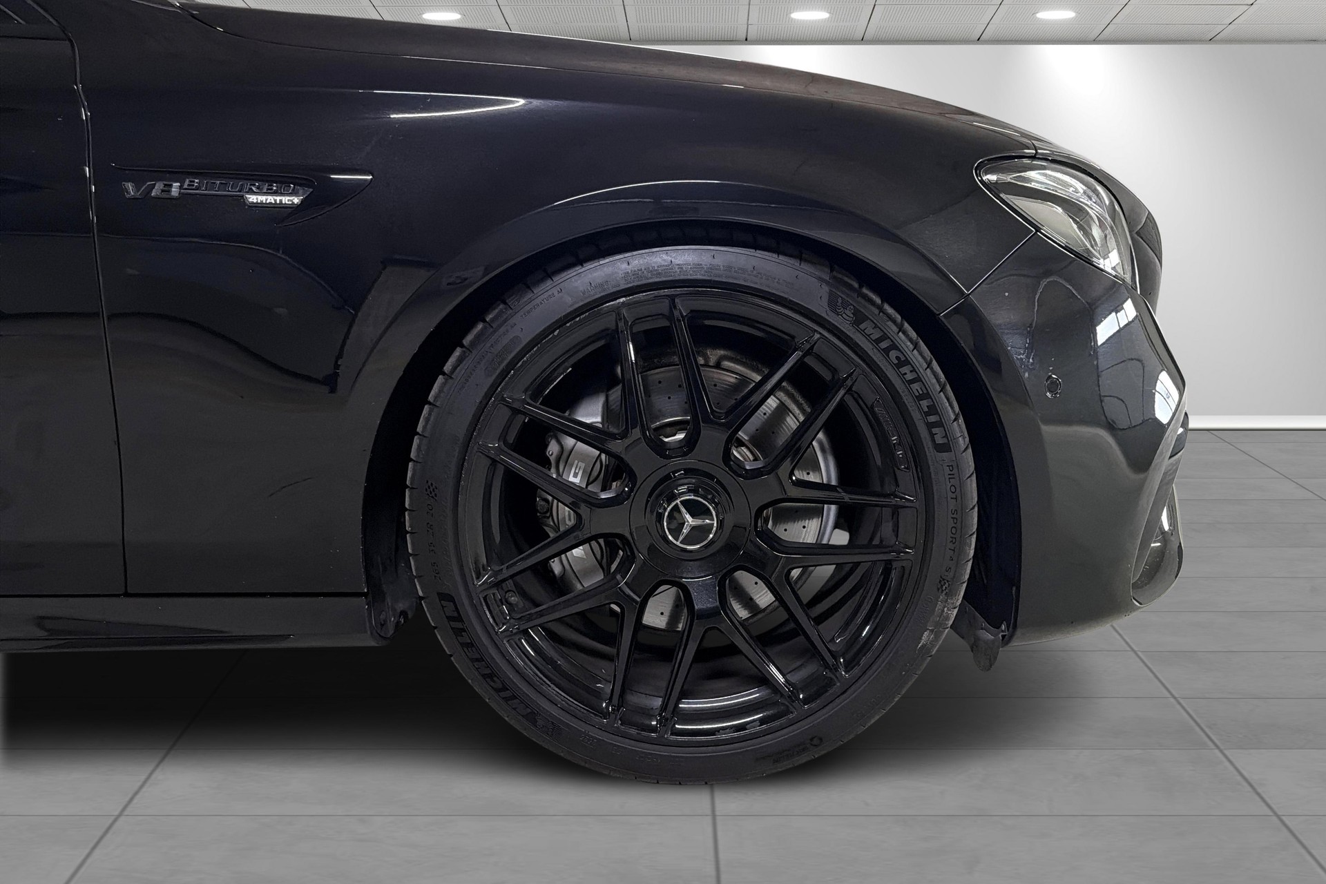 MERCEDES-BENZ E 63 AMG 4Matic+ Speedshift MCT-image-3