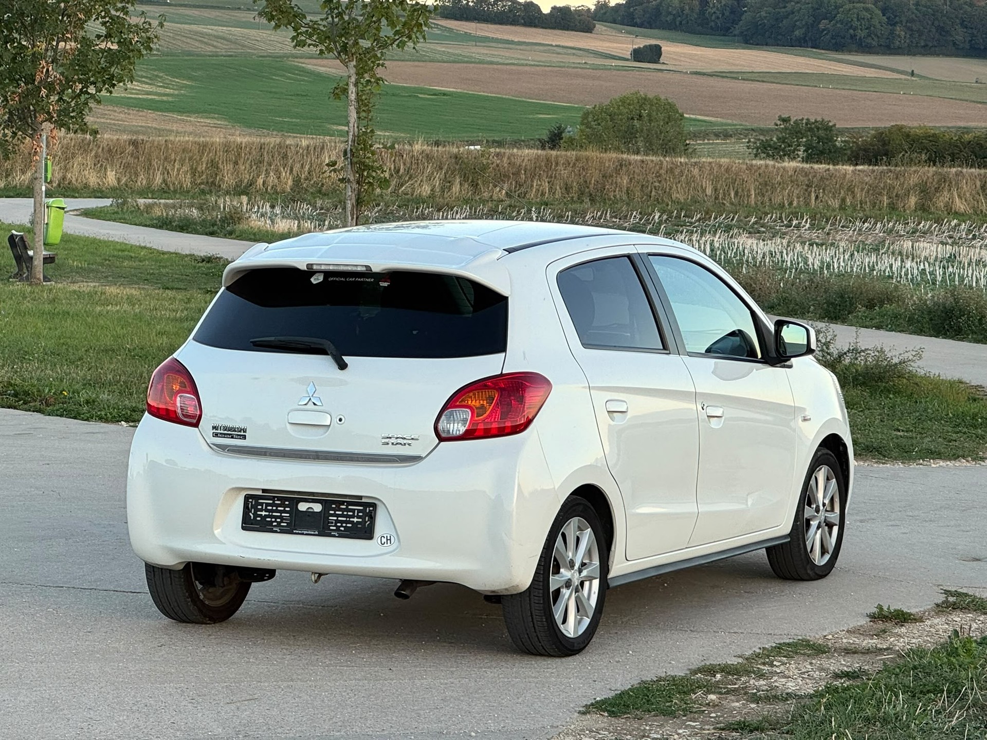 MITSUBISHI Space Star 1.2 Black&White-image-2