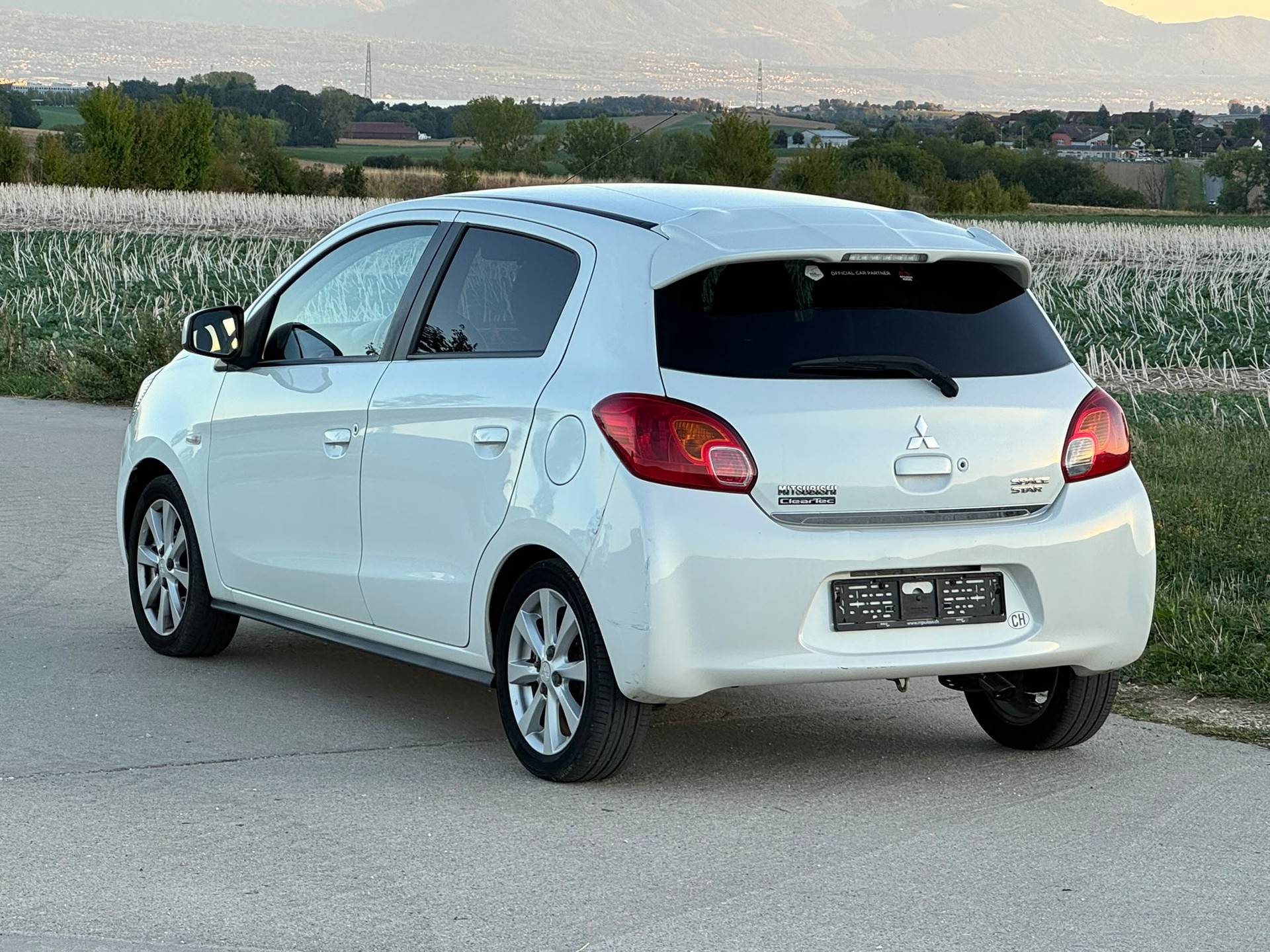 MITSUBISHI Space Star 1.2 Black&White-image-4