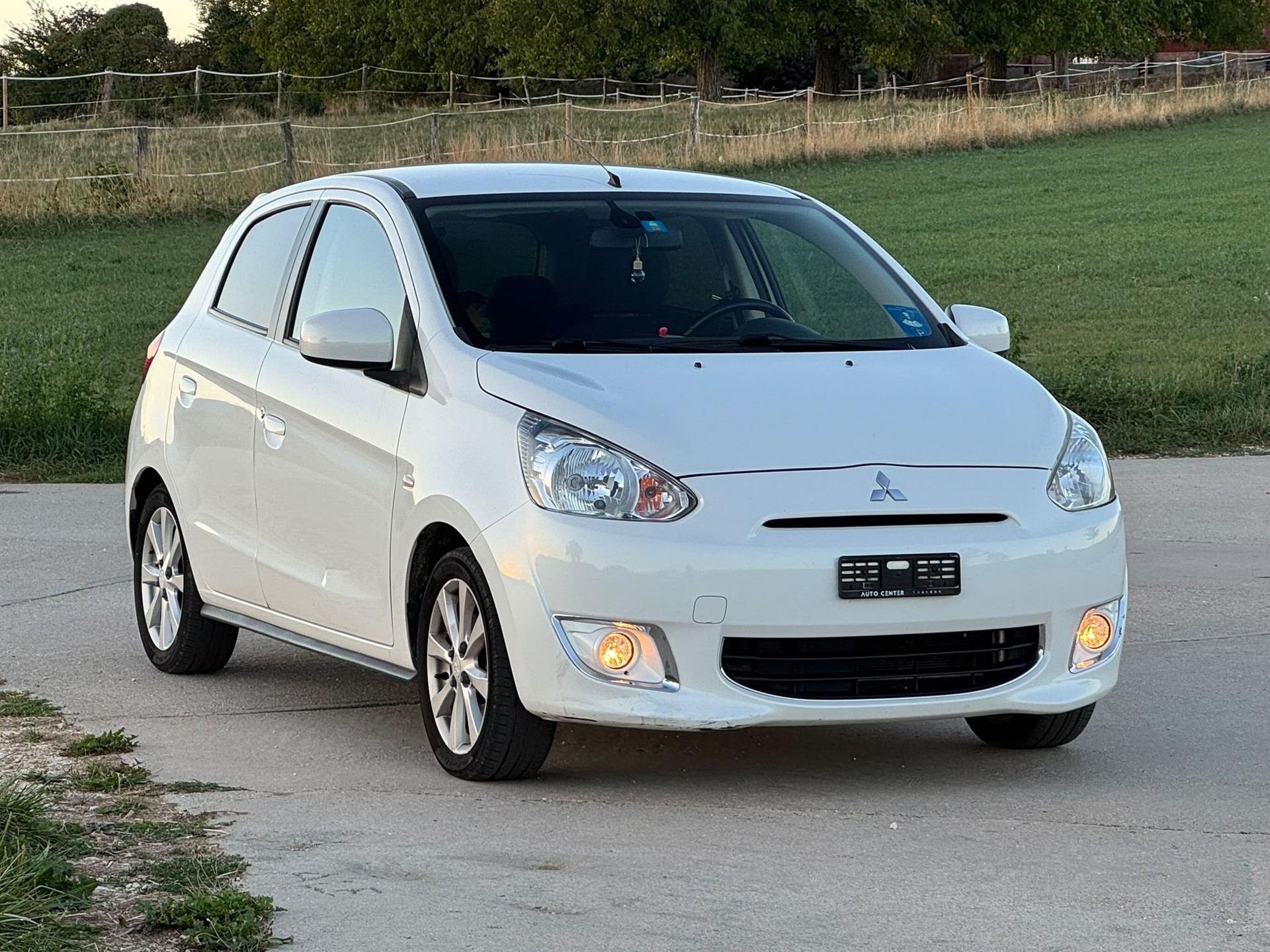 MITSUBISHI Space Star 1.2 Black&White