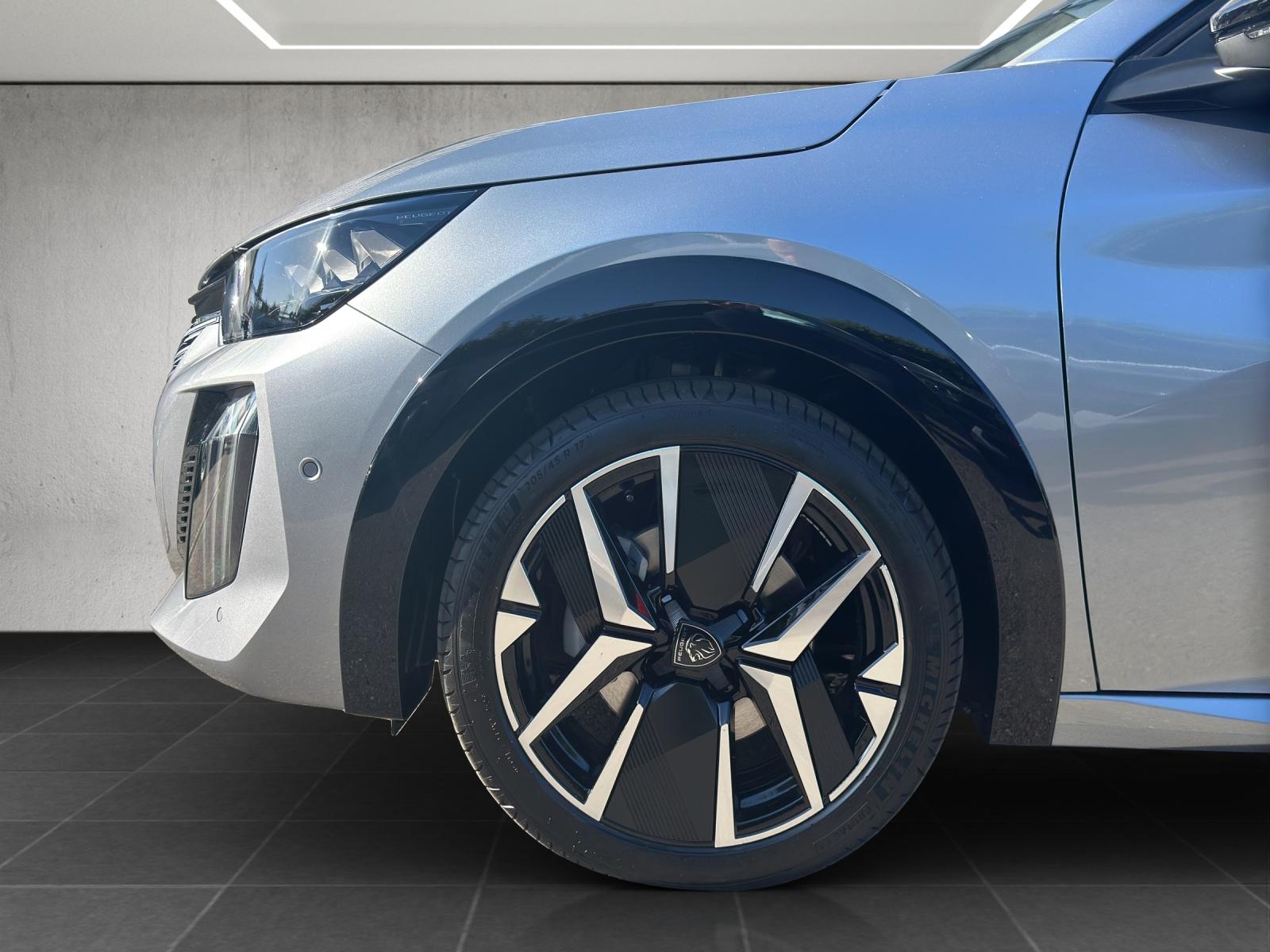 PEUGEOT 208 1.2 Hybrid 145 GT Exclusive-image-18