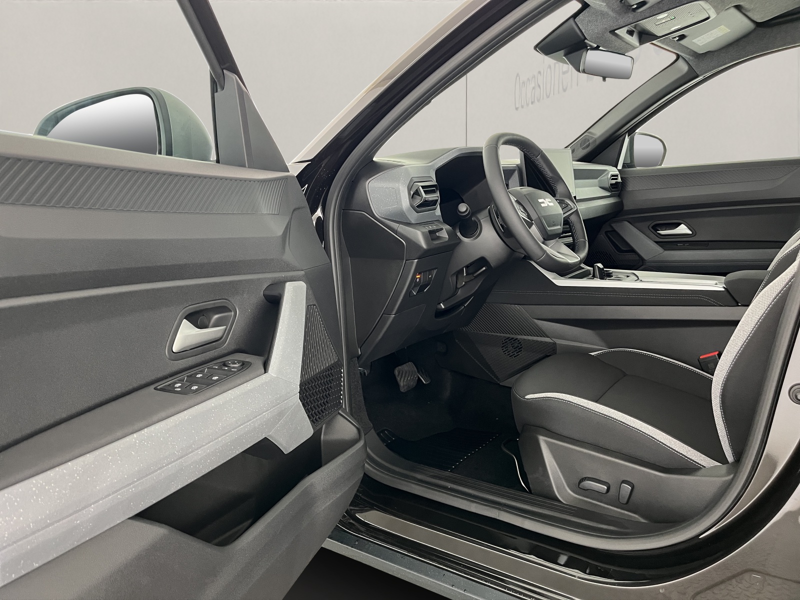 DACIA Bigster 1.2 Hybrid Journey 4WD-image-6
