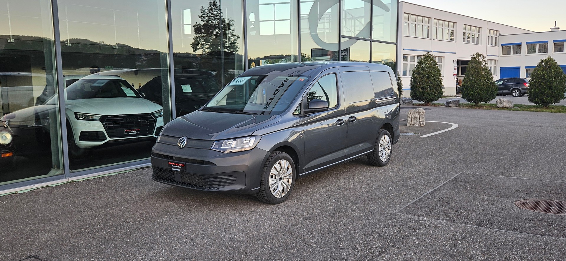 VW Caddy 2.0TDI Maxi 4Motion 122Ps-image-1