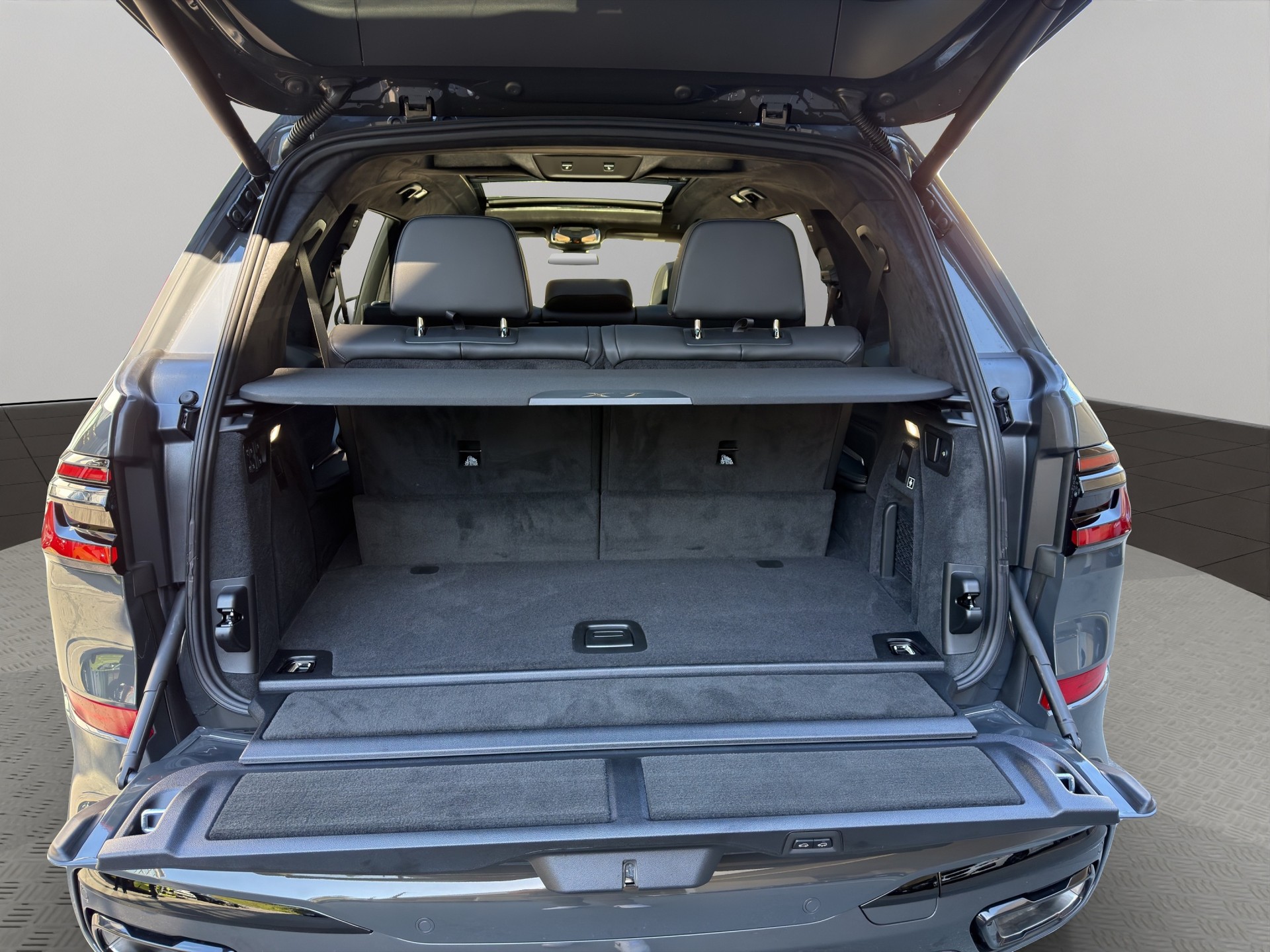 BMW X7 xDrive 48V 40d M Sport Pro Steptronic-image-18