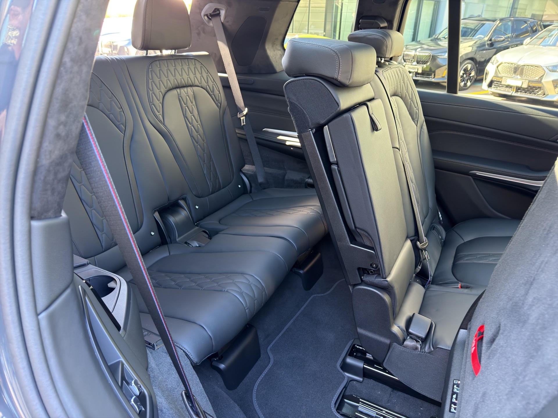 BMW X7 xDrive 48V 40d M Sport Pro Steptronic-image-21