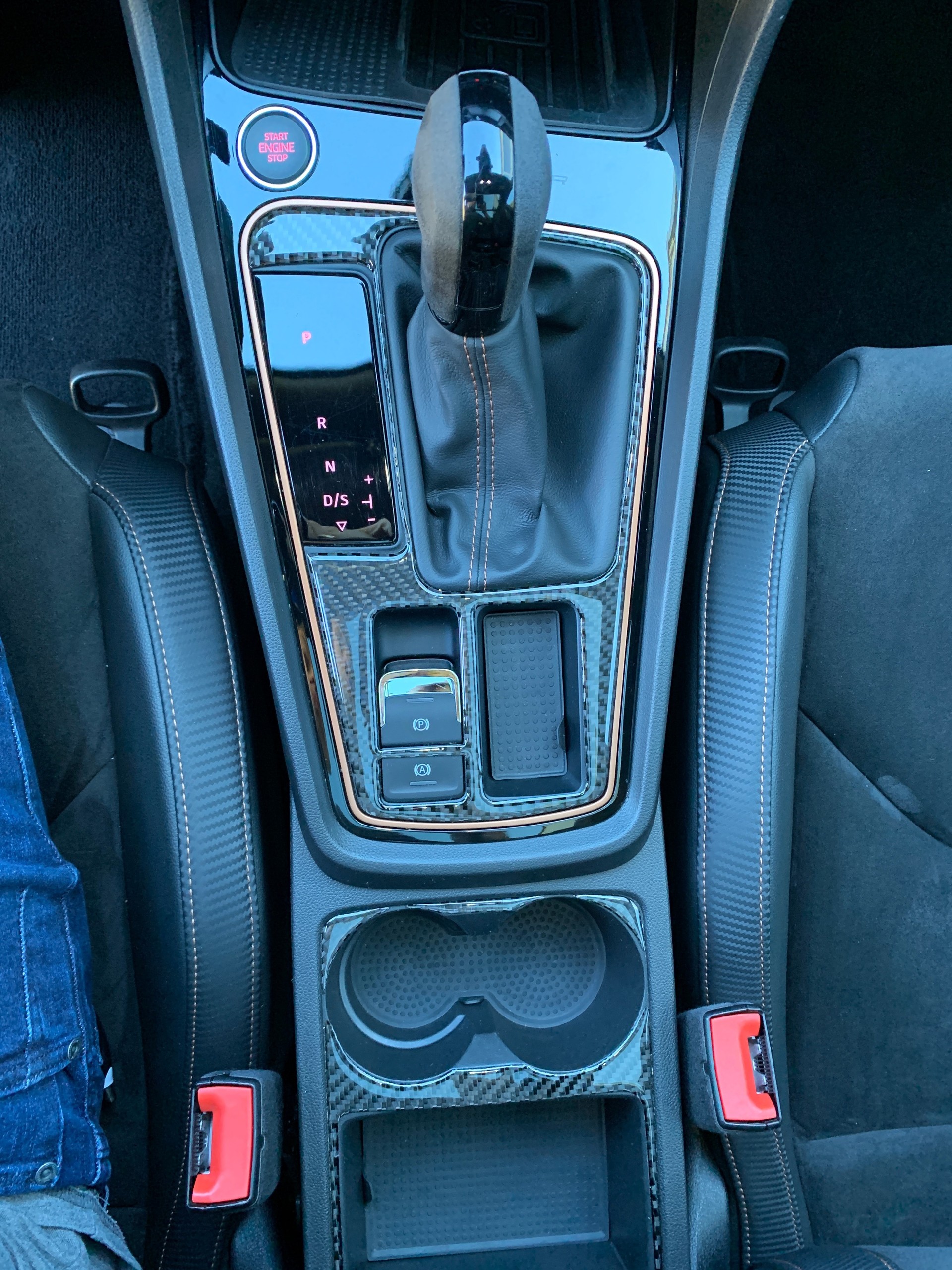 SEAT Leon ST 2.0 TSI Cupra R 300 4 Drive DSG-image-19