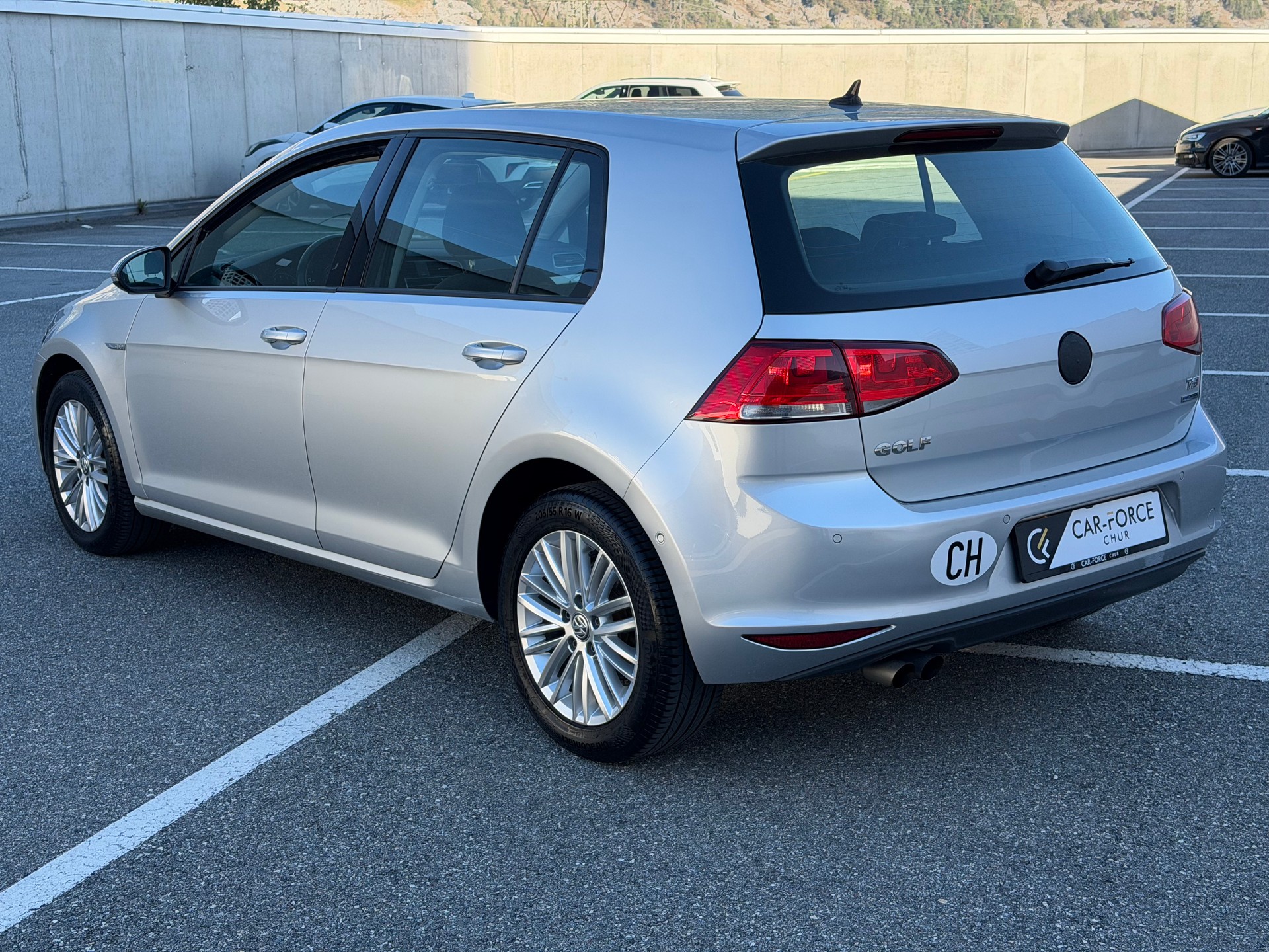 VW Golf 1.4 TSI Cup DSG-image-3