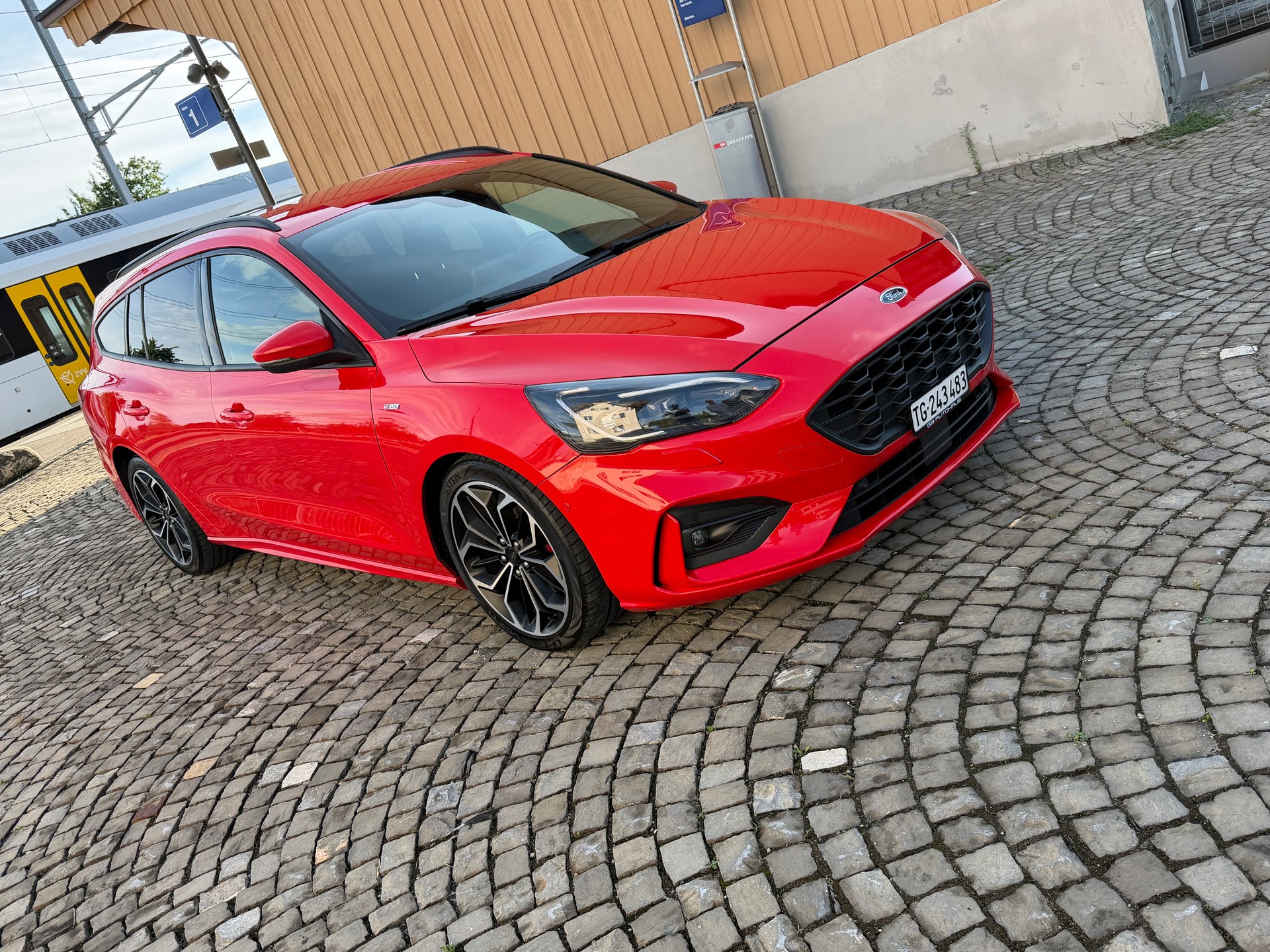 FORD 1.5 EcoBlue 120 ST-Line-image-3