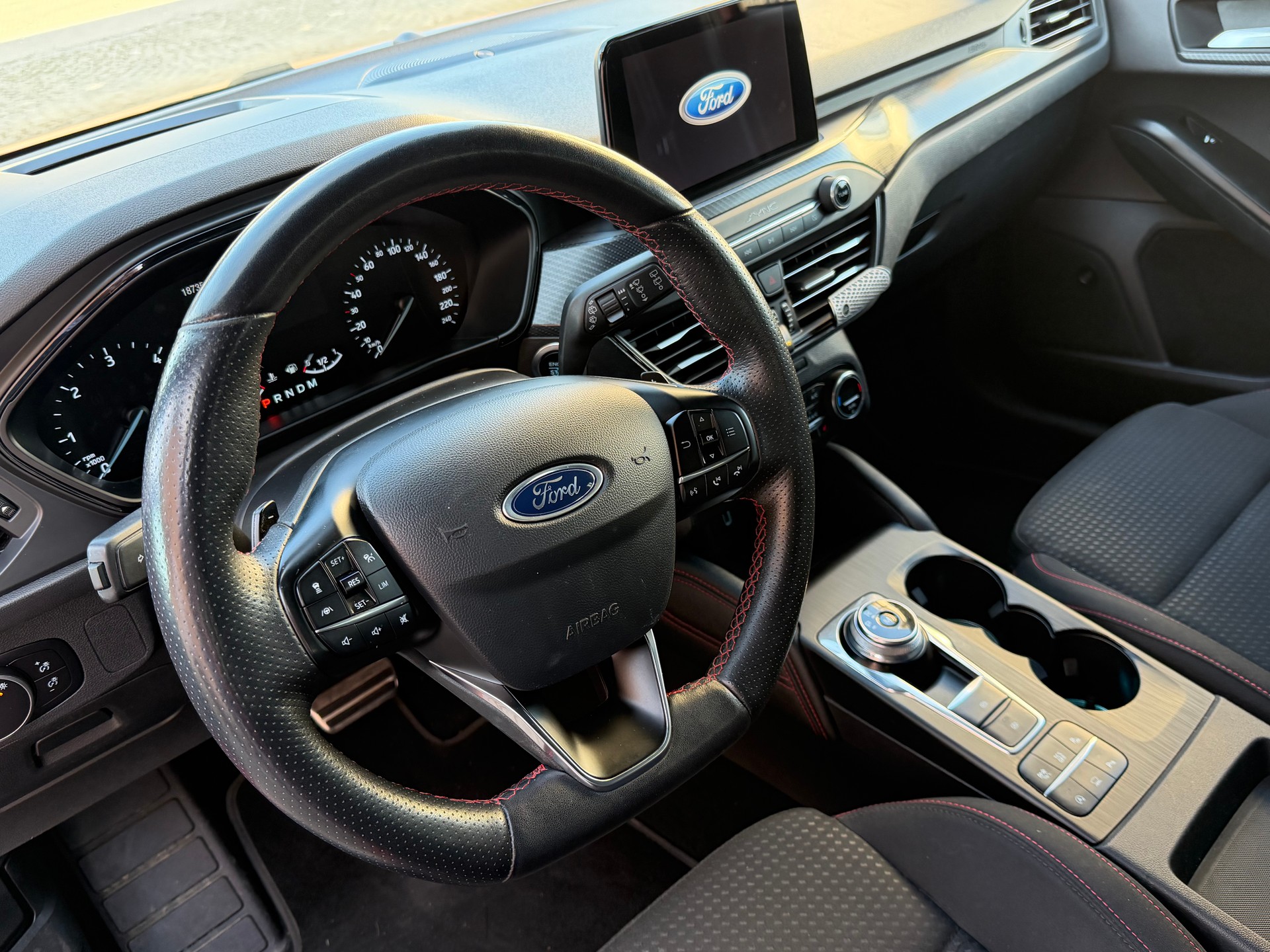 FORD 1.5 EcoBlue 120 ST-Line-image-5