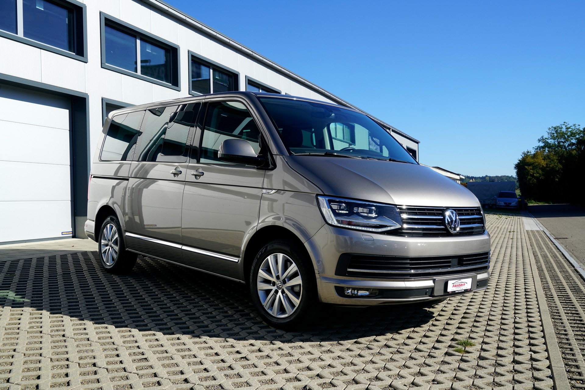 VW T6 Multivan 2.0 Bi-TDI Highline DSG (CH)-image-0