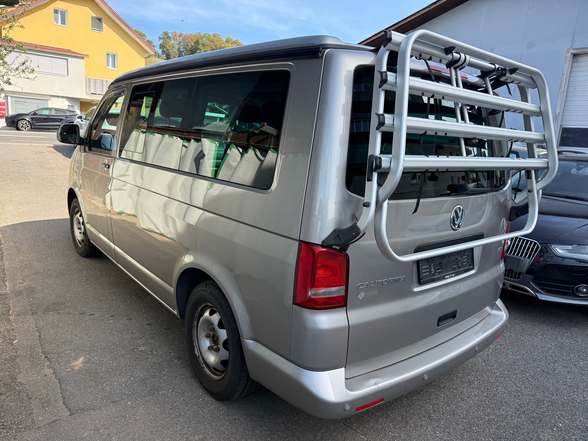 VW T5 California 2.0 TDI Beach-image-5