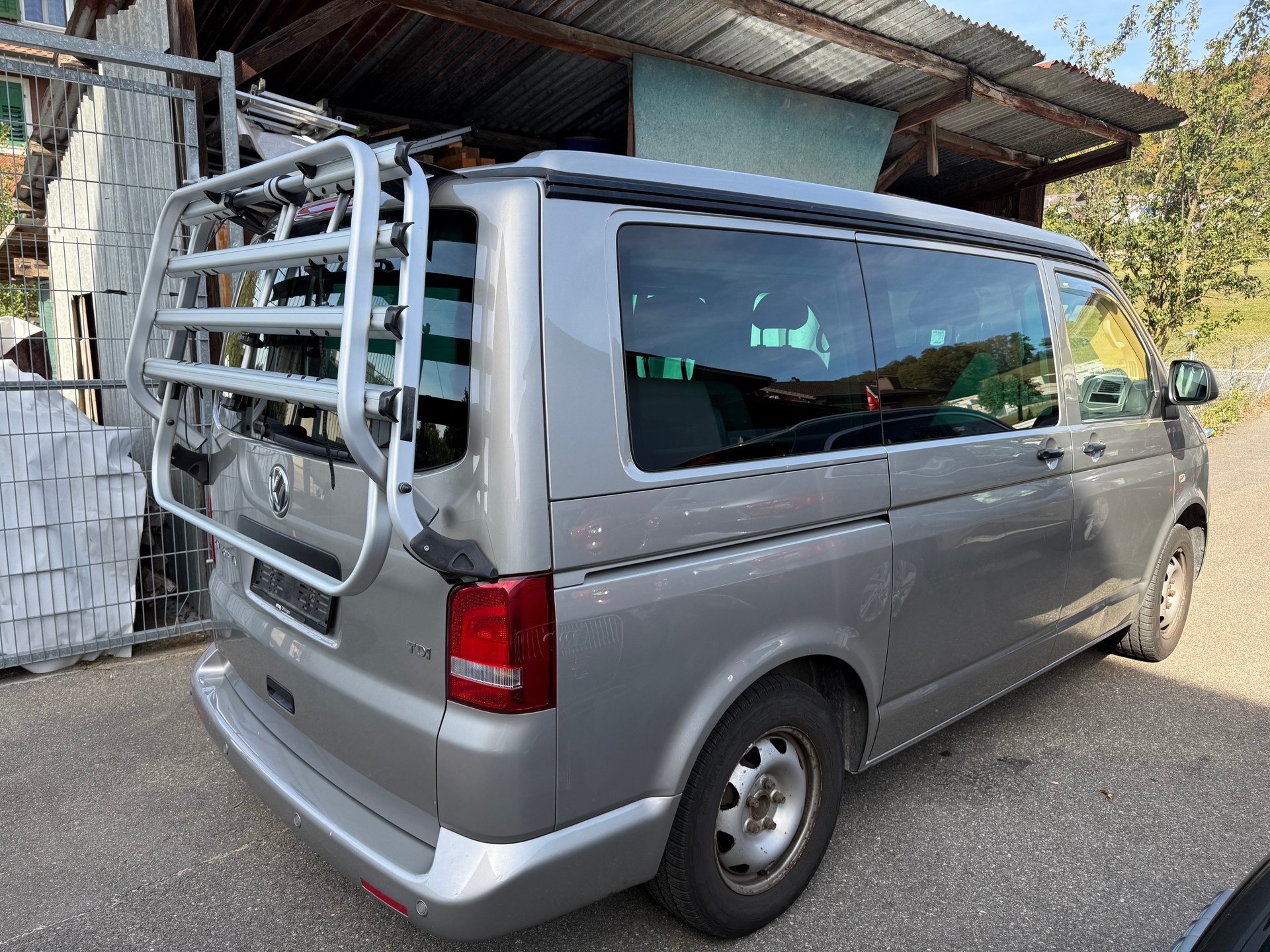 VW T5 California 2.0 TDI Beach-showroom-element-3