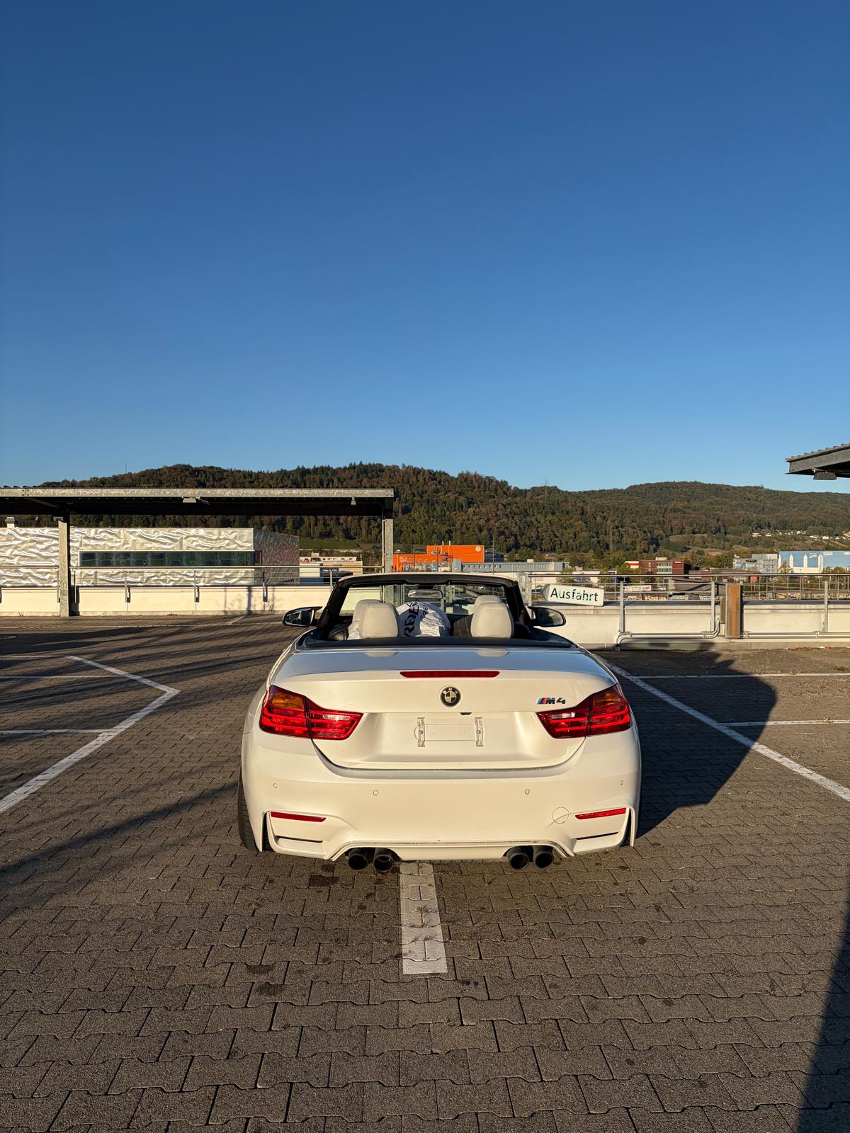 BMW M4 Cabriolet DKG-image-5
