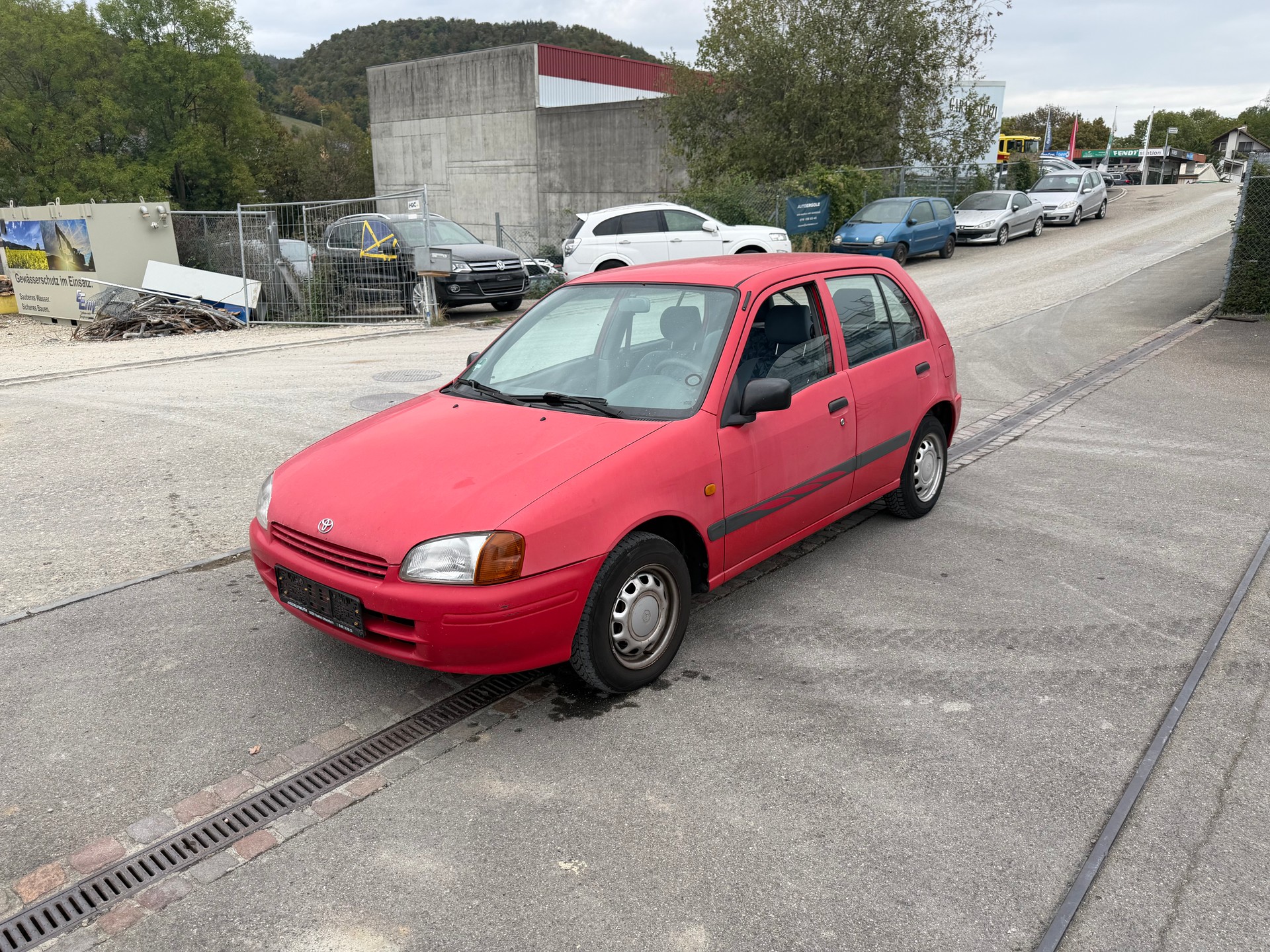 TOYOTA Starlet 1.3-image-0
