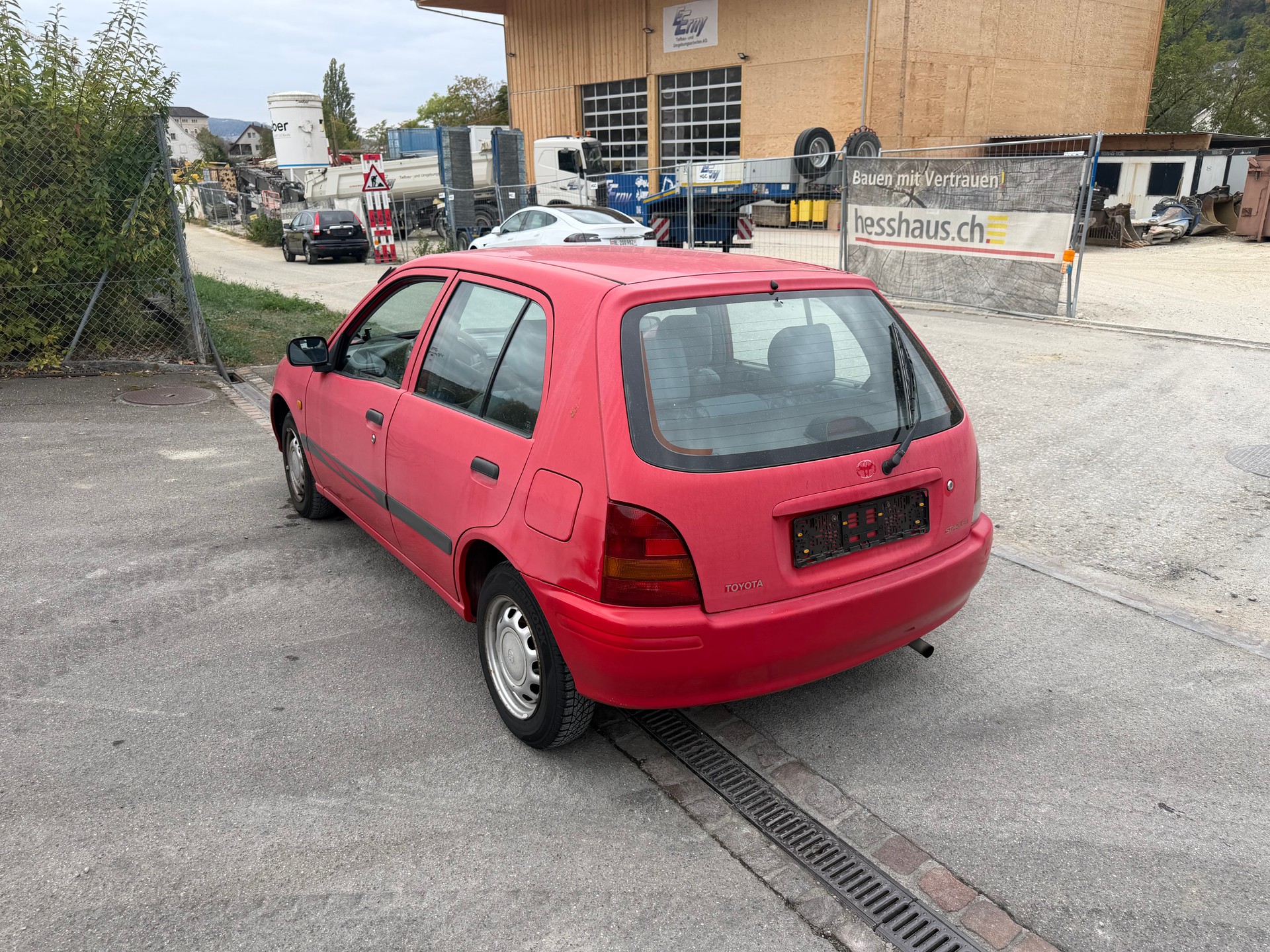 TOYOTA Starlet 1.3-image-1