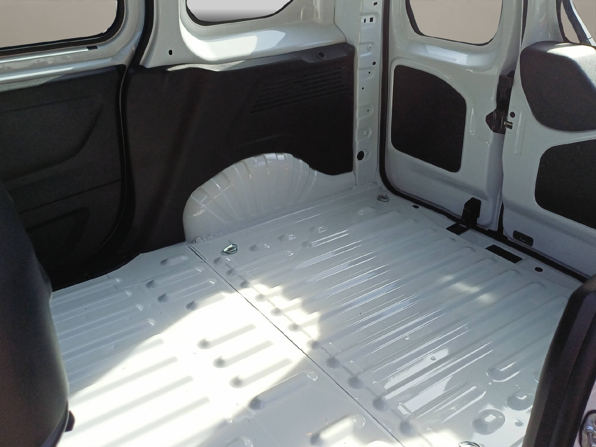FIAT Doblo Kaw. L1 1.2 PureTech Eas-image-15