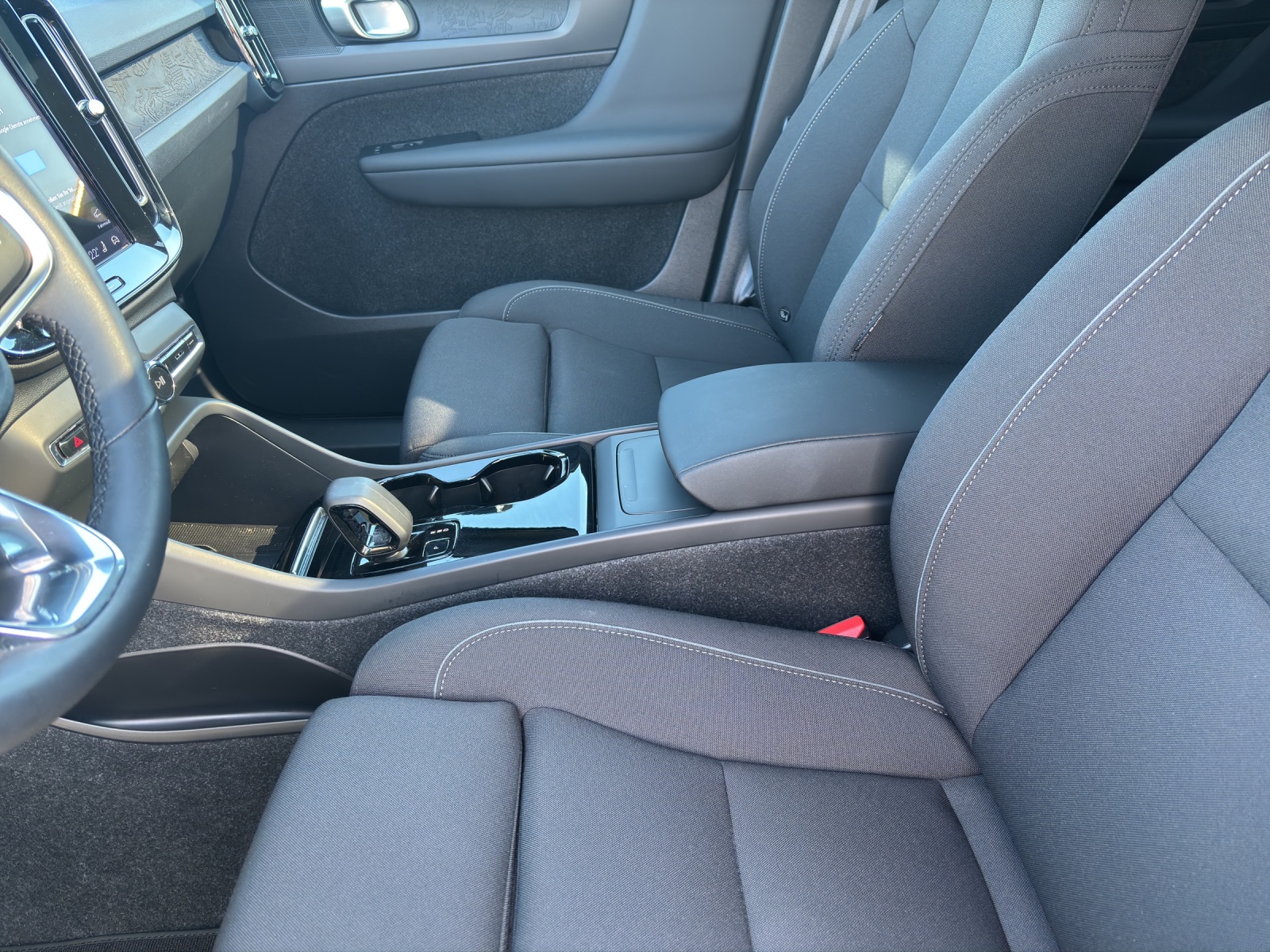 VOLVO C40 P6 Recharge Plus-image-5