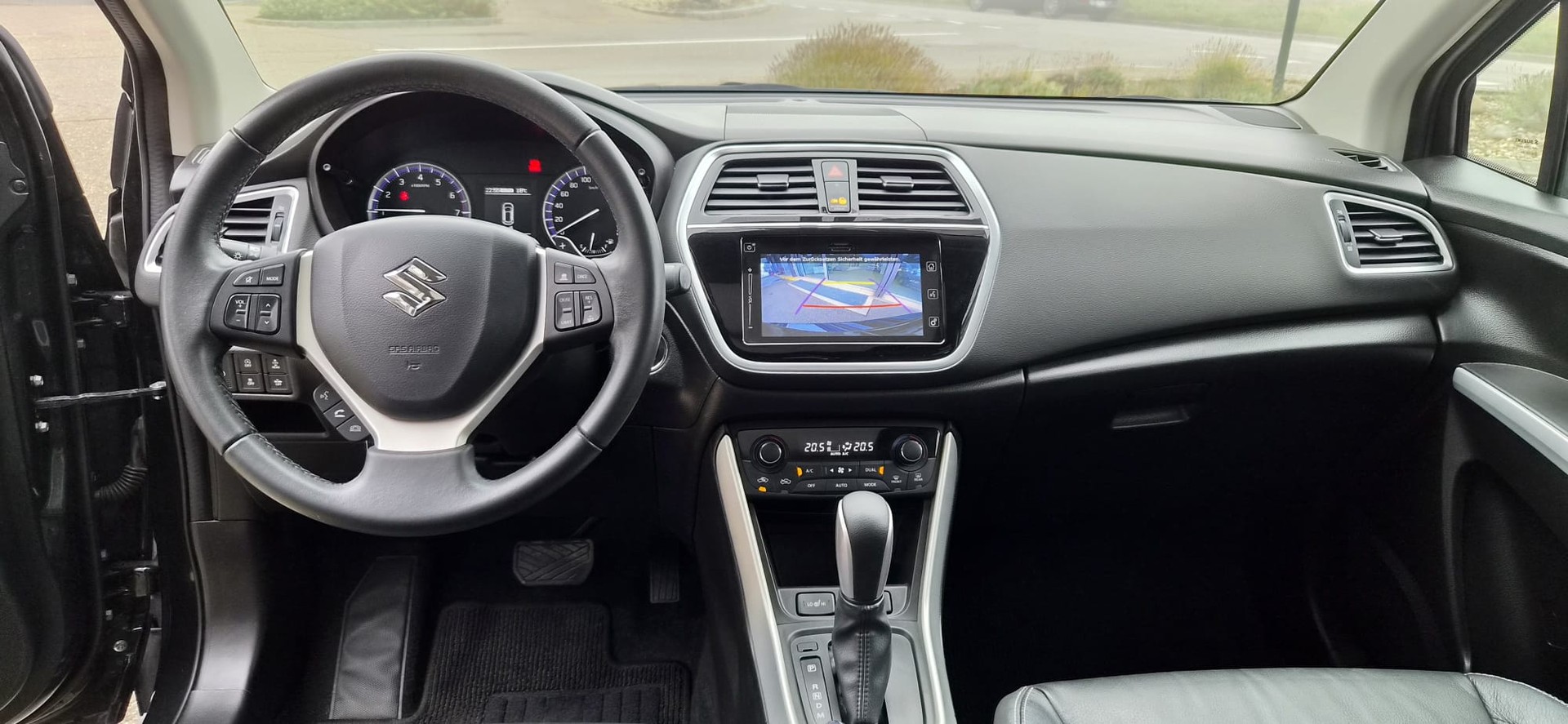 SUZUKI SX4 S-Cross 1.4 16V Compact Top Hybrid 4WD Automatic-image-5
