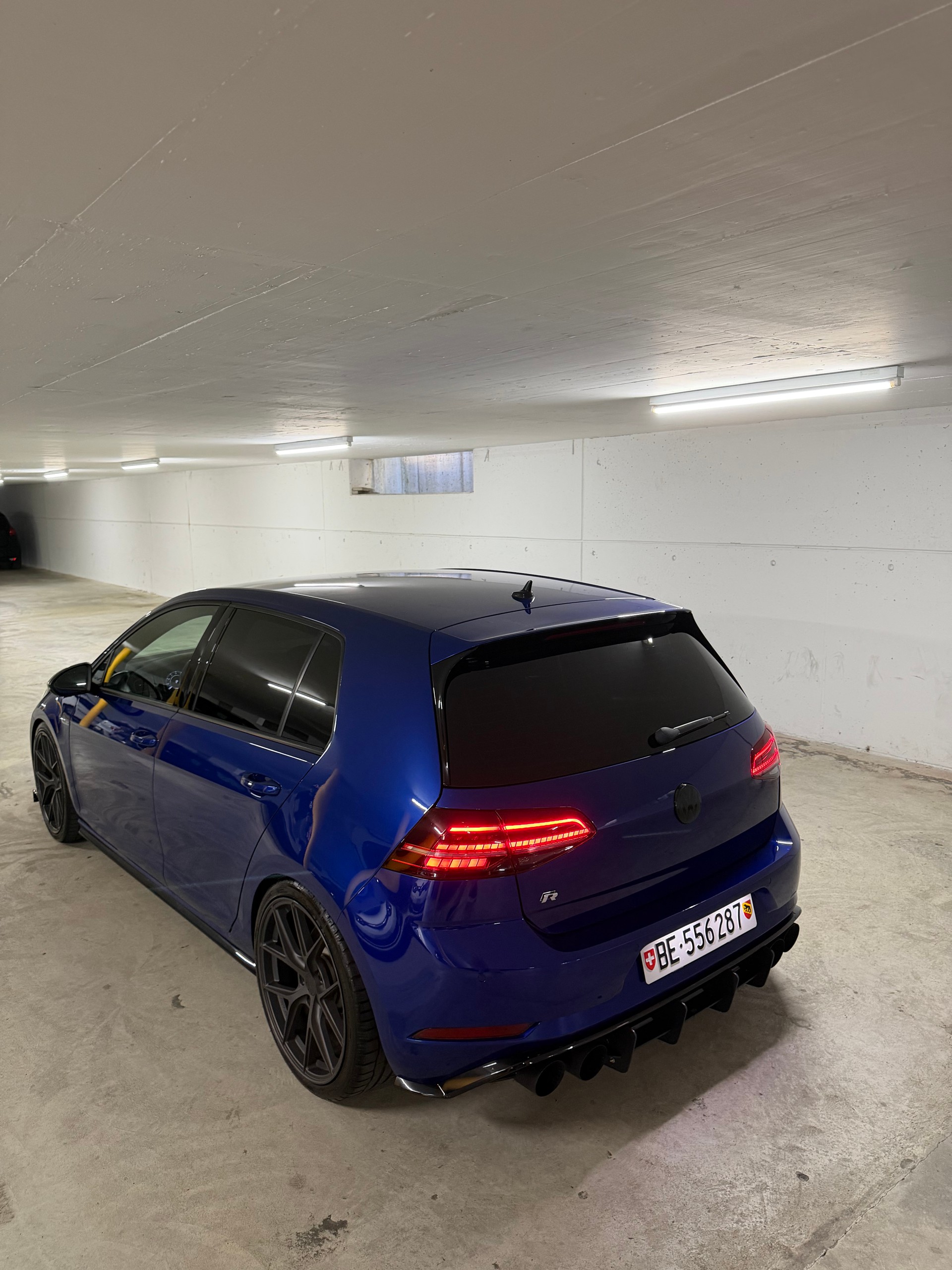 VW GOLF-image-2