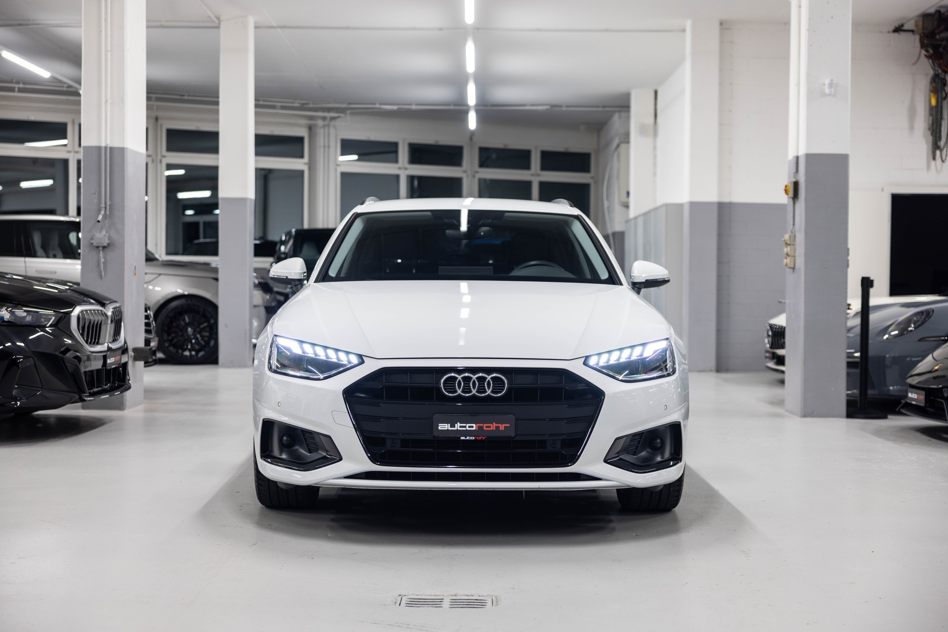 AUDI A4 Avant 35 TDI advanced S-tronic *CH-FHZ MIT GRATISSERVICE*-image-1