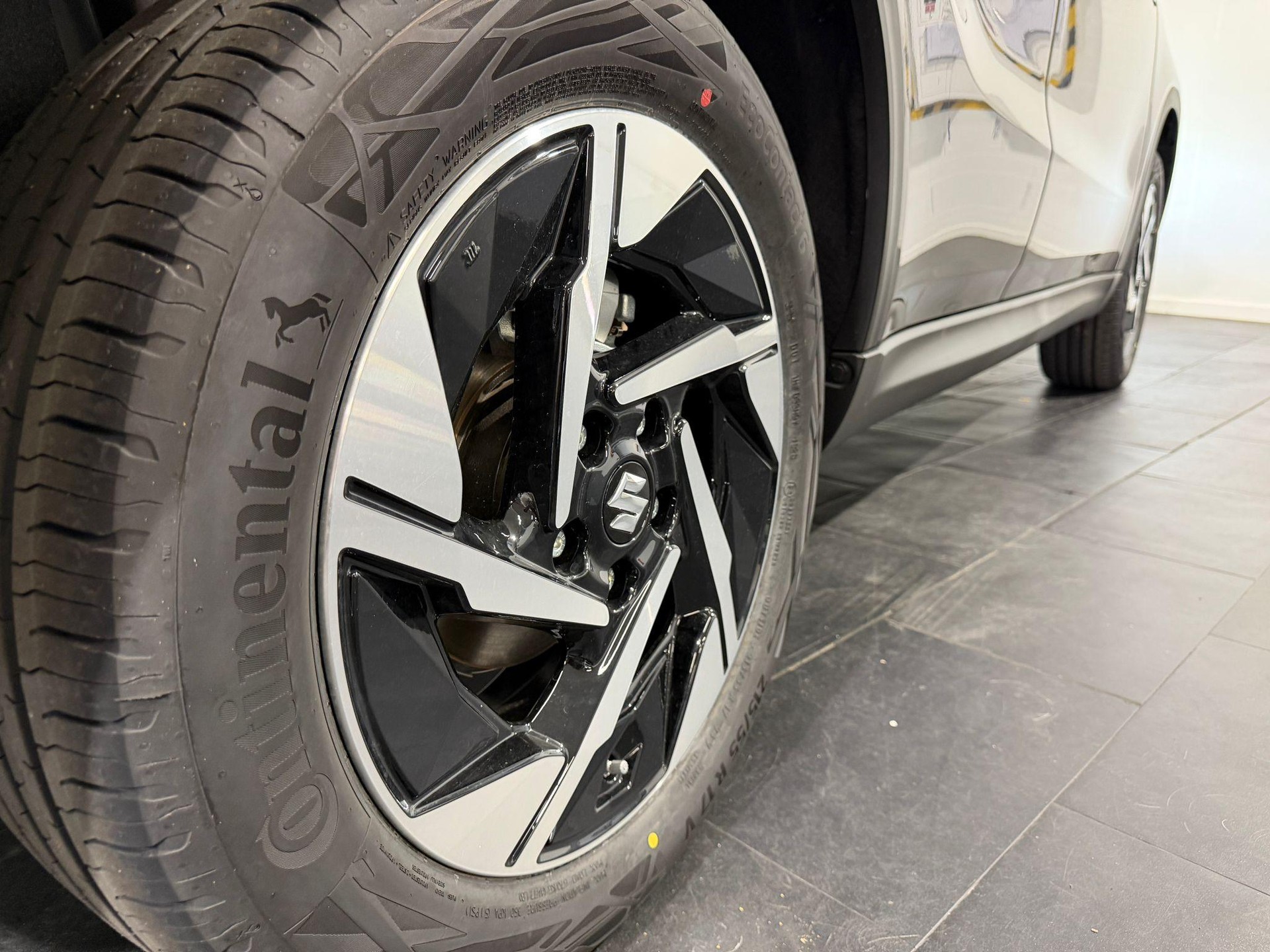 SUZUKI Vitara 1.4 T Piz Sulai Top Hybrid 4x4-image-14