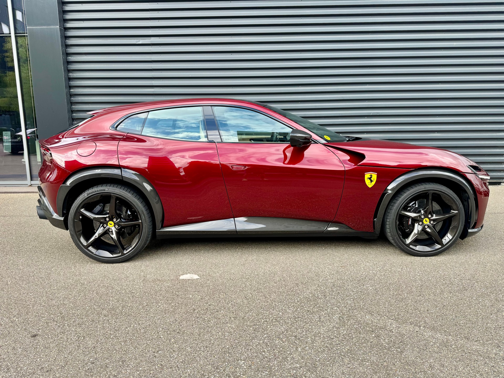 FERRARI 6.5-image-0