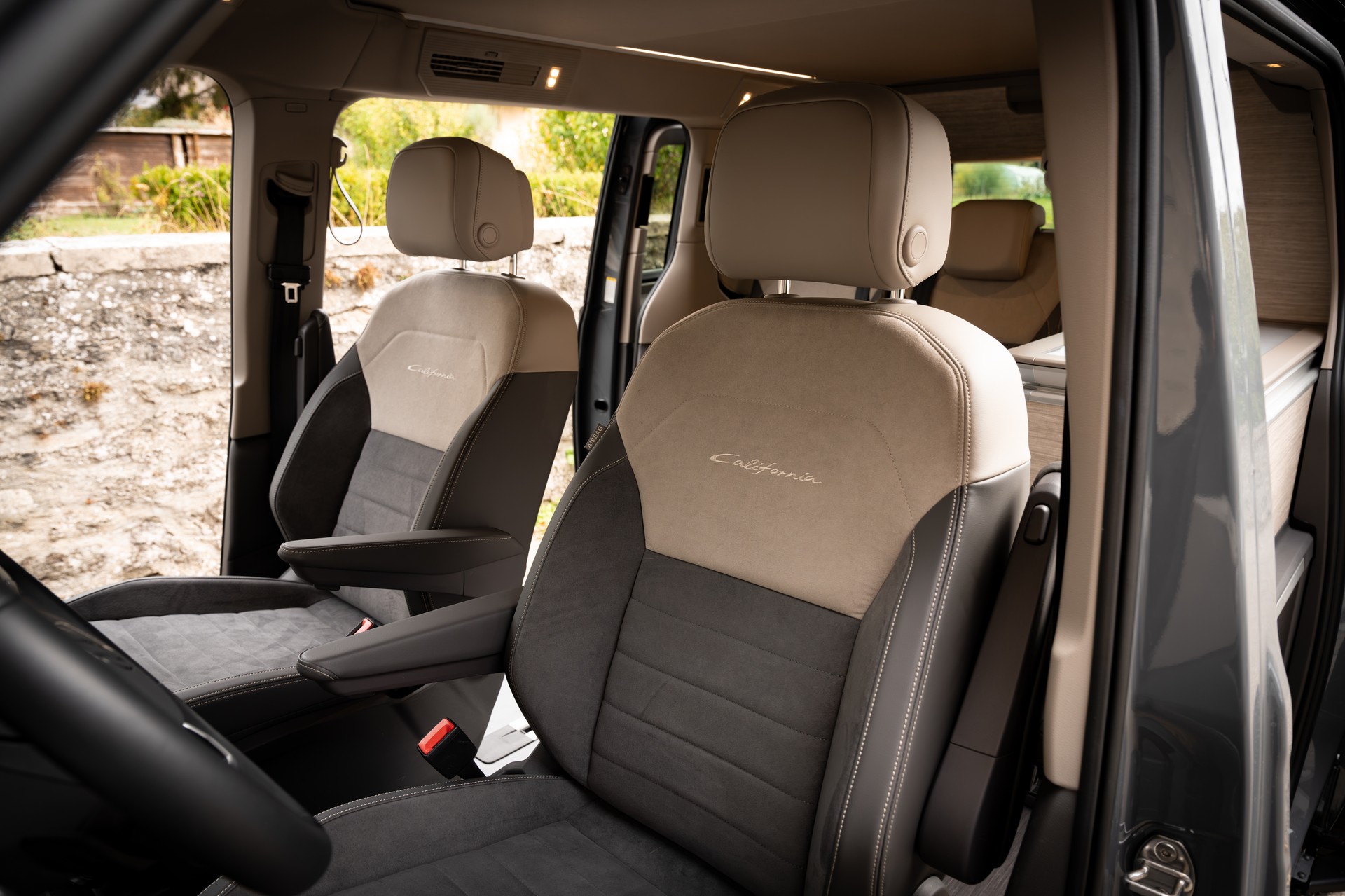 VW 1.5 TSI eHybrid Ocean Liberty DSG-image-9