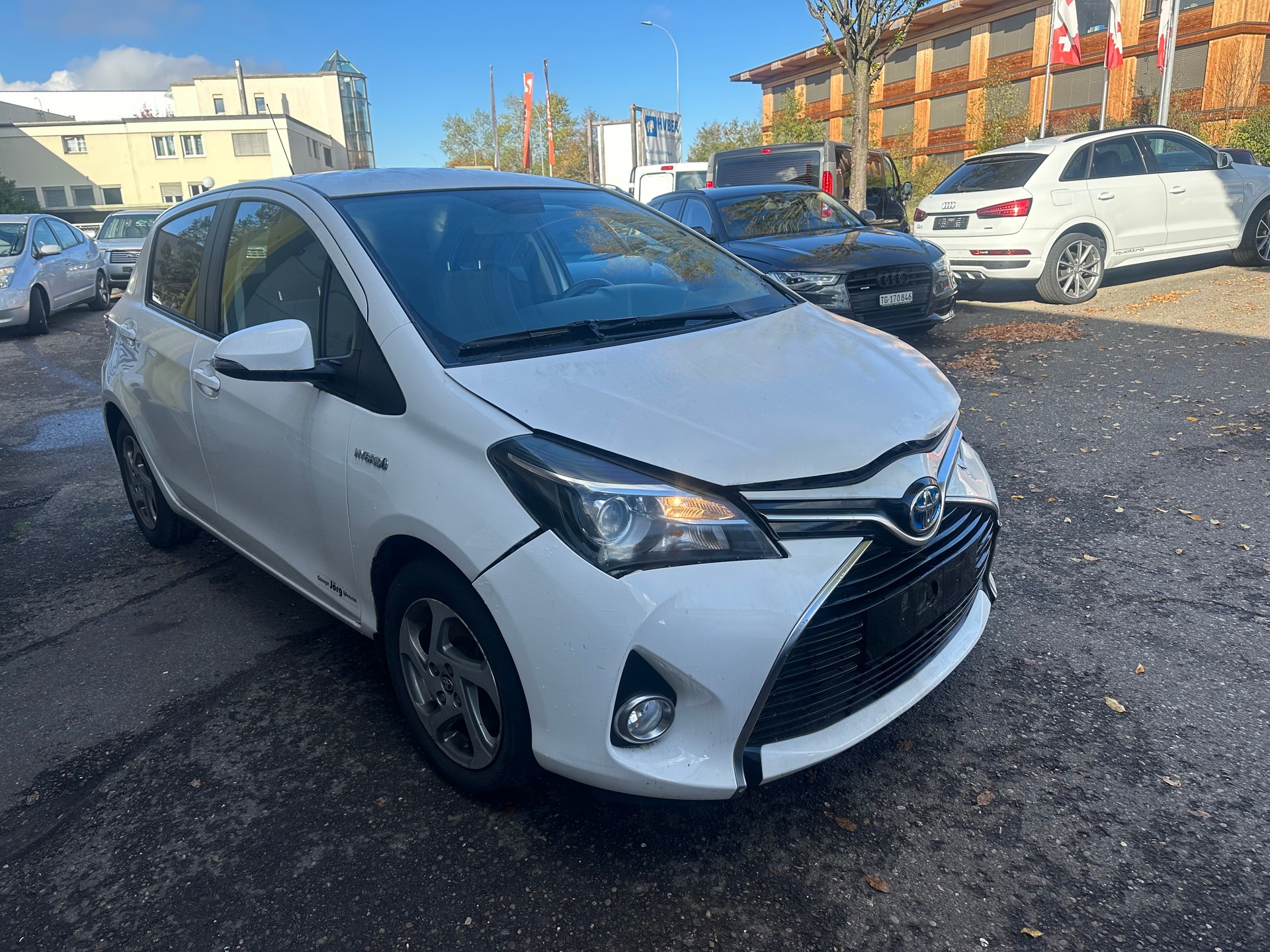 TOYOTA Yaris 1.5 VVT-i Hybrid Luna e-CVT-image-0