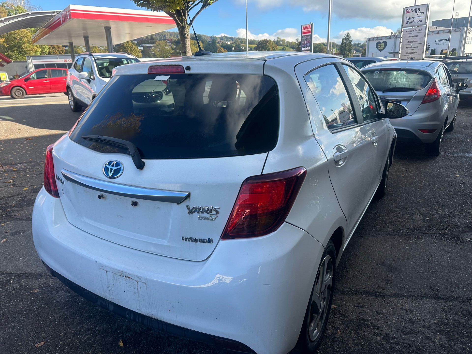 TOYOTA Yaris 1.5 VVT-i Hybrid Luna e-CVT-image-2