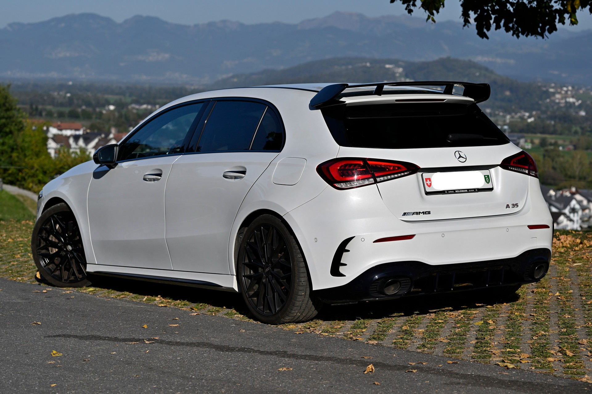 MERCEDES-BENZ A 35 AMG 4matic-image-6