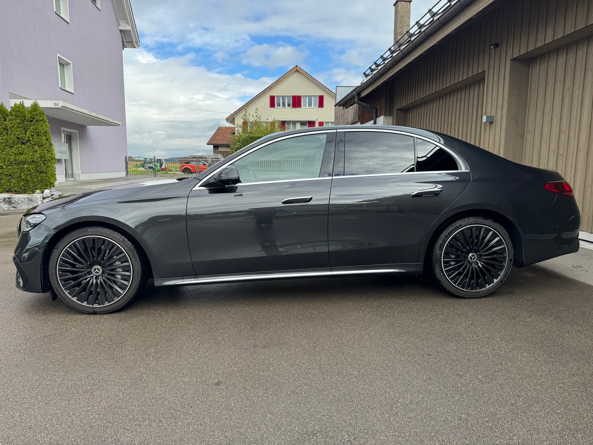 MERCEDES-BENZ E 220 d 4Matic 9G-Tronic-image-1