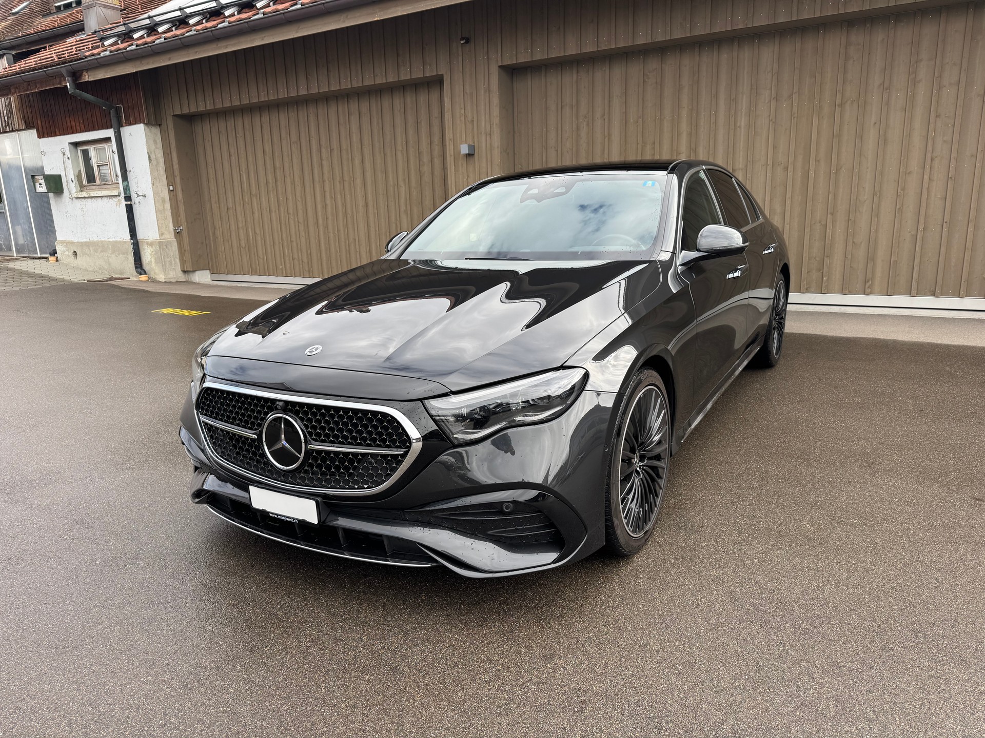 MERCEDES-BENZ E 220 d 4Matic 9G-Tronic-image-0