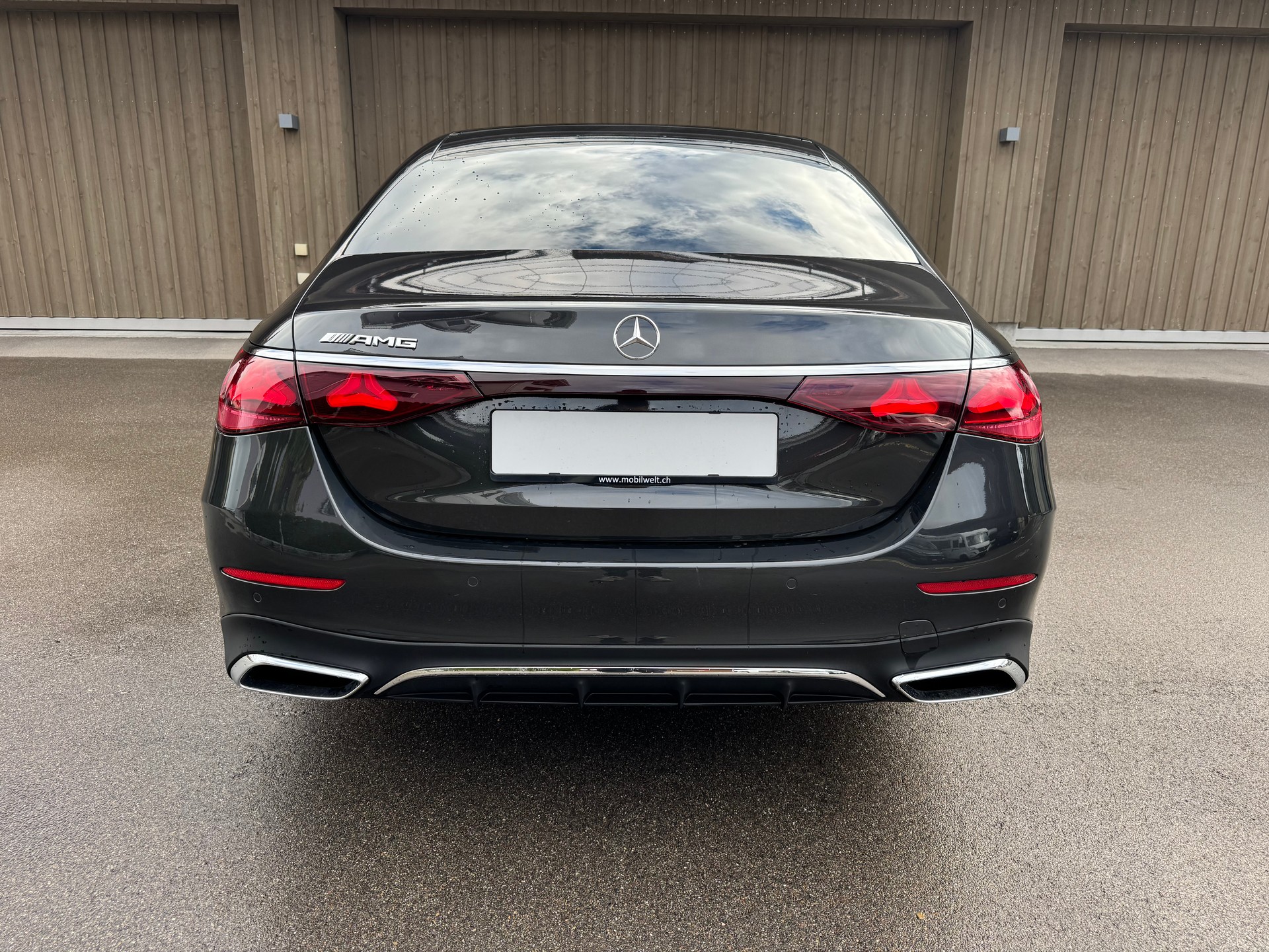 MERCEDES-BENZ E 220 d 4Matic 9G-Tronic-image-5
