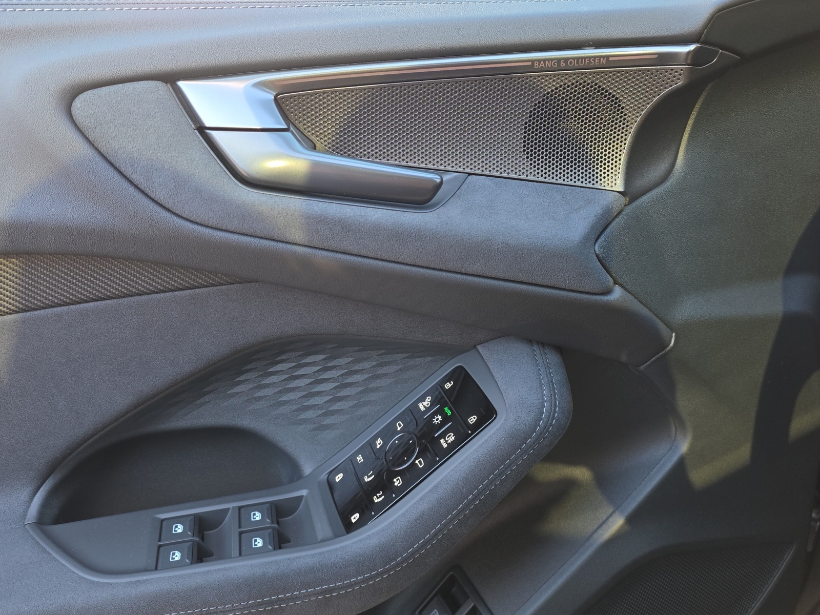 AUDI RS 5 Avant TFSI 470 kW Tiptronic quattro-image-14