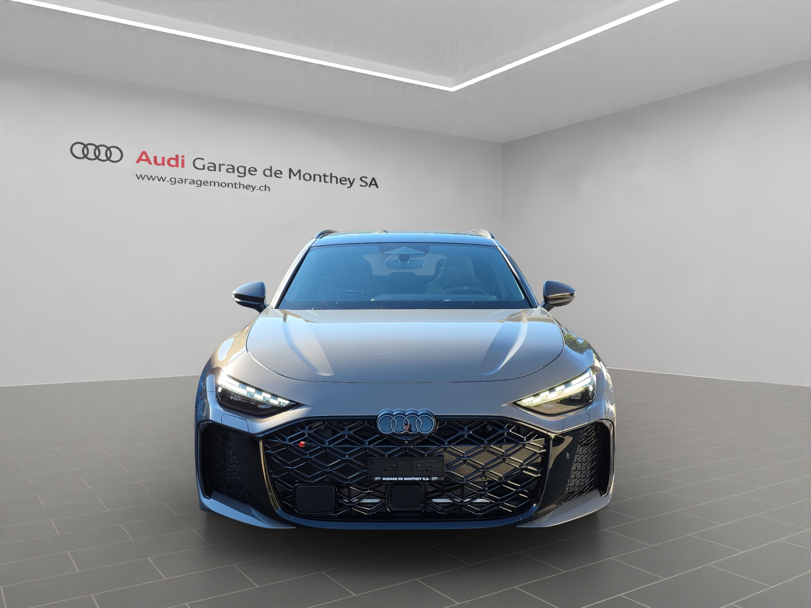 AUDI RS 5 Avant TFSI 470 kW Tiptronic quattro-image-1