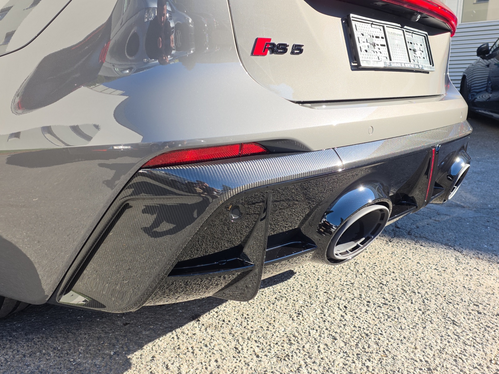 AUDI RS 5 Avant TFSI 470 kW Tiptronic quattro-image-8