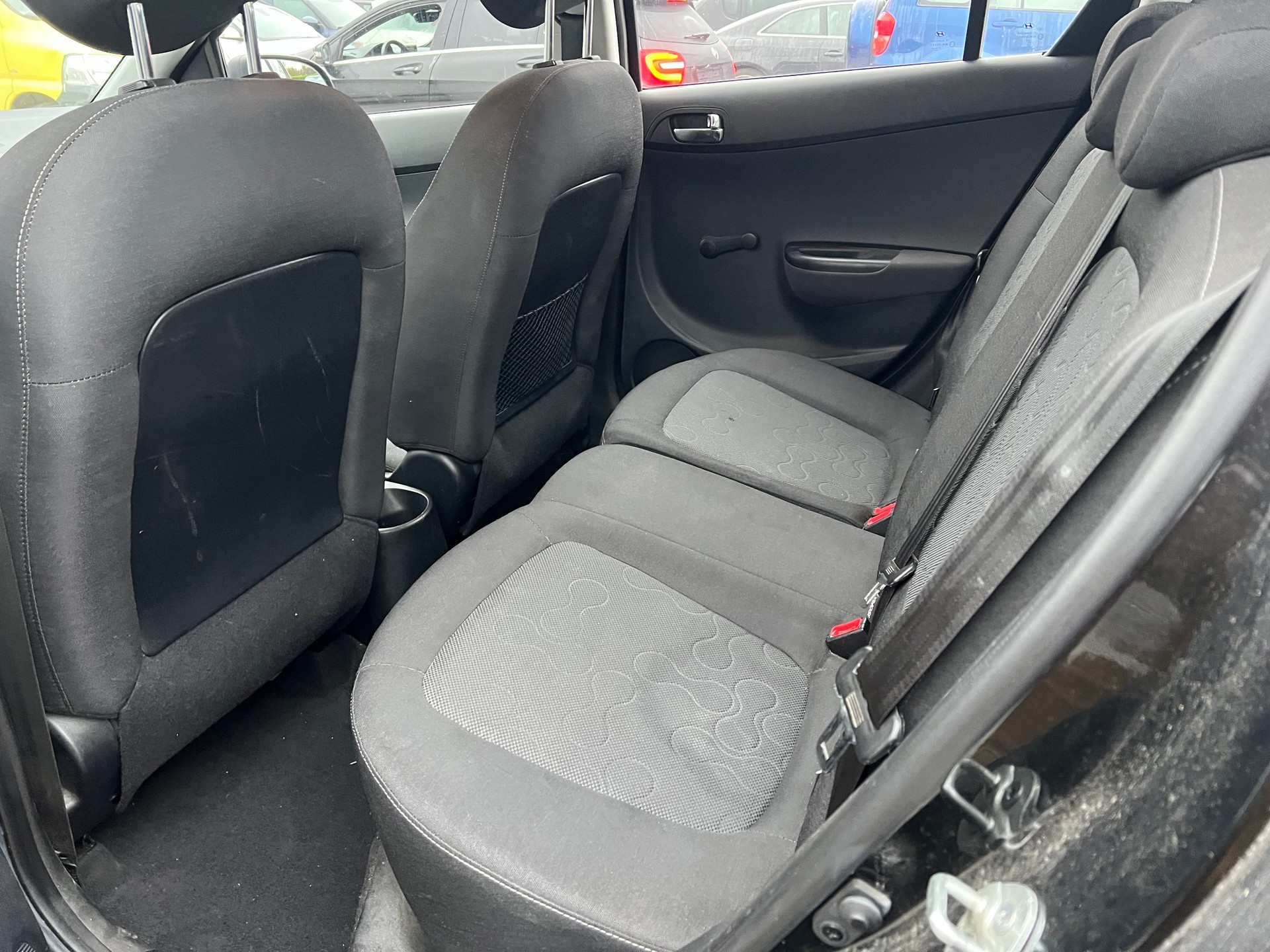 HYUNDAI i20 1.2 Comfort-image-5