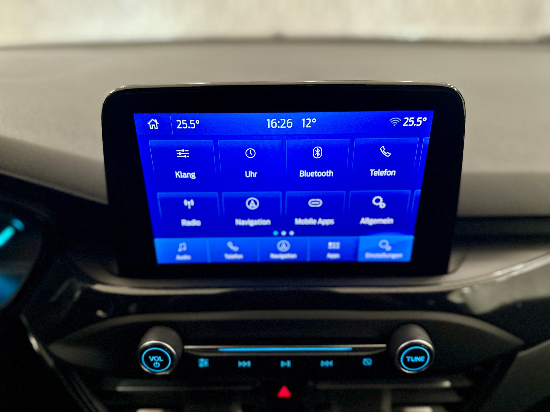 FORD Focus 1.0 SCTi ST Line Automatic-image-16