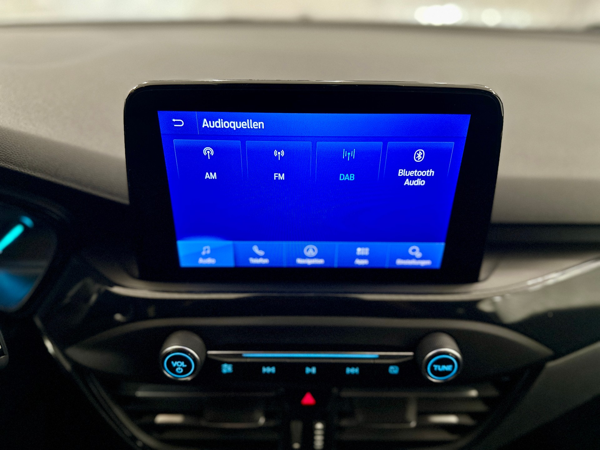 FORD Focus 1.0 SCTi ST Line Automatic-image-15